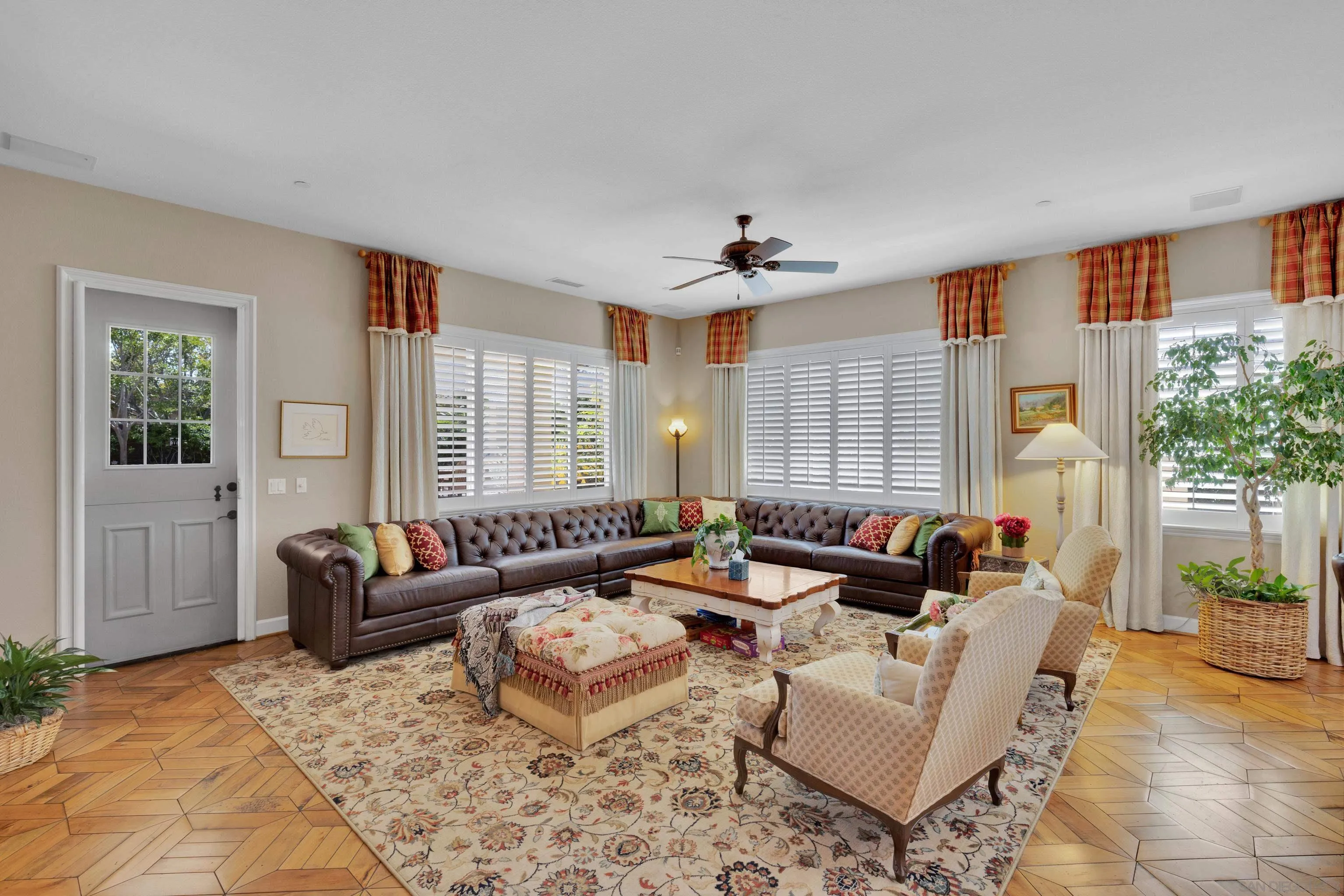 San Diego, California, 92127, United States, 5 Bedrooms Bedrooms, ,6 BathroomsBathrooms,Residential,Active,1936639