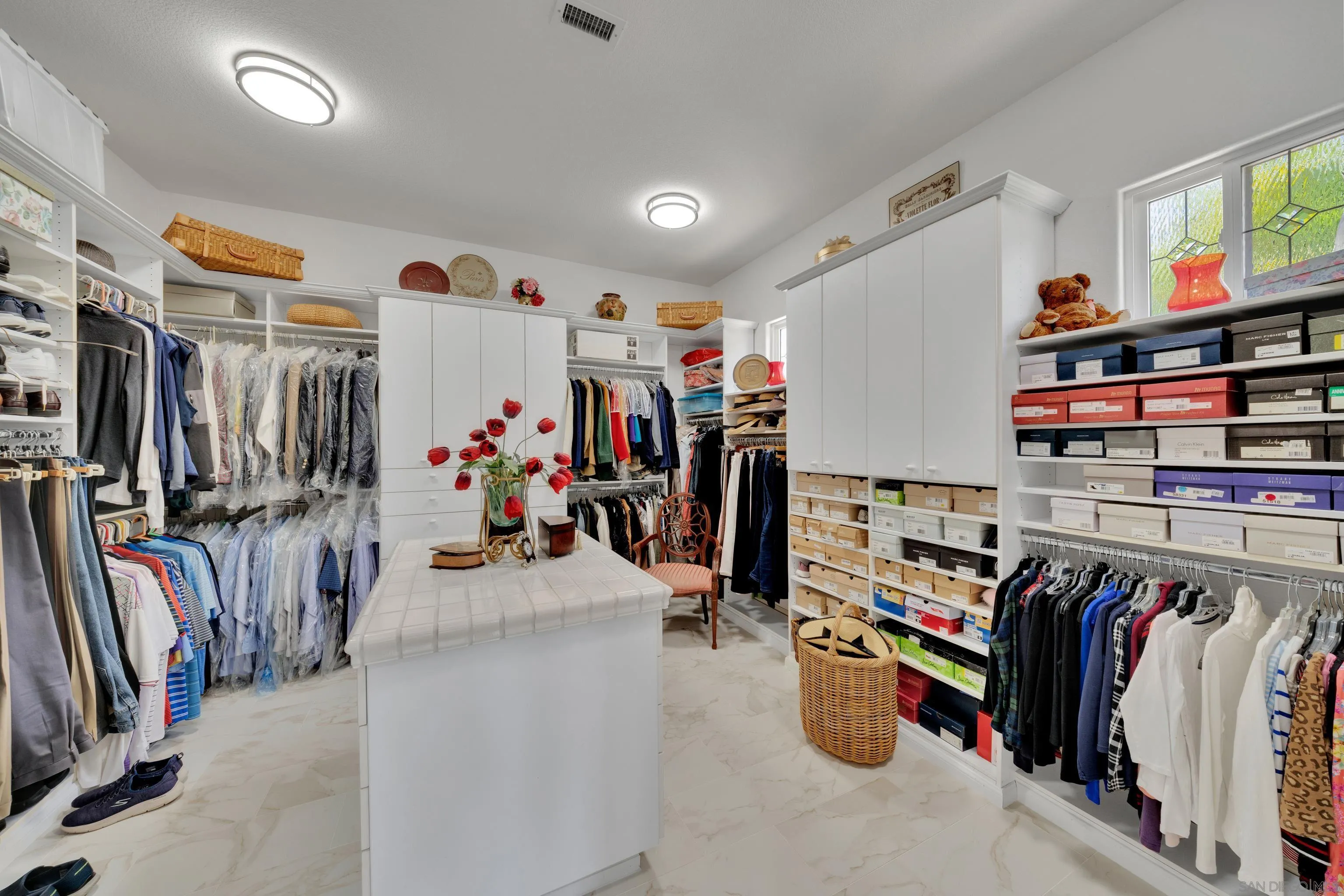 San Diego, California, 92127, United States, 5 Bedrooms Bedrooms, ,6 BathroomsBathrooms,Residential,Active,1936639