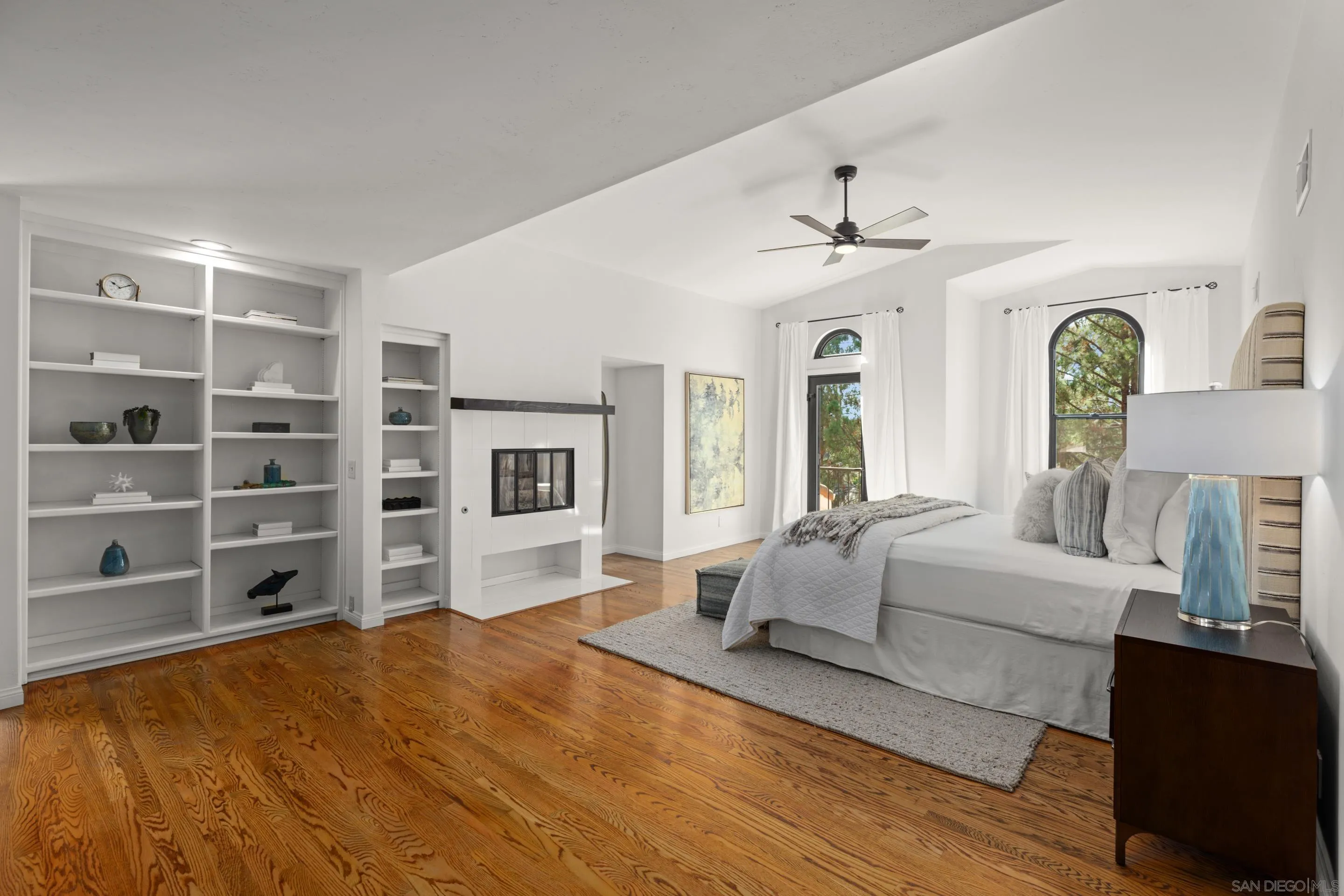 Poway, California, 92064, United States, 4 Bedrooms Bedrooms, ,4 BathroomsBathrooms,Residential,Active,1943826