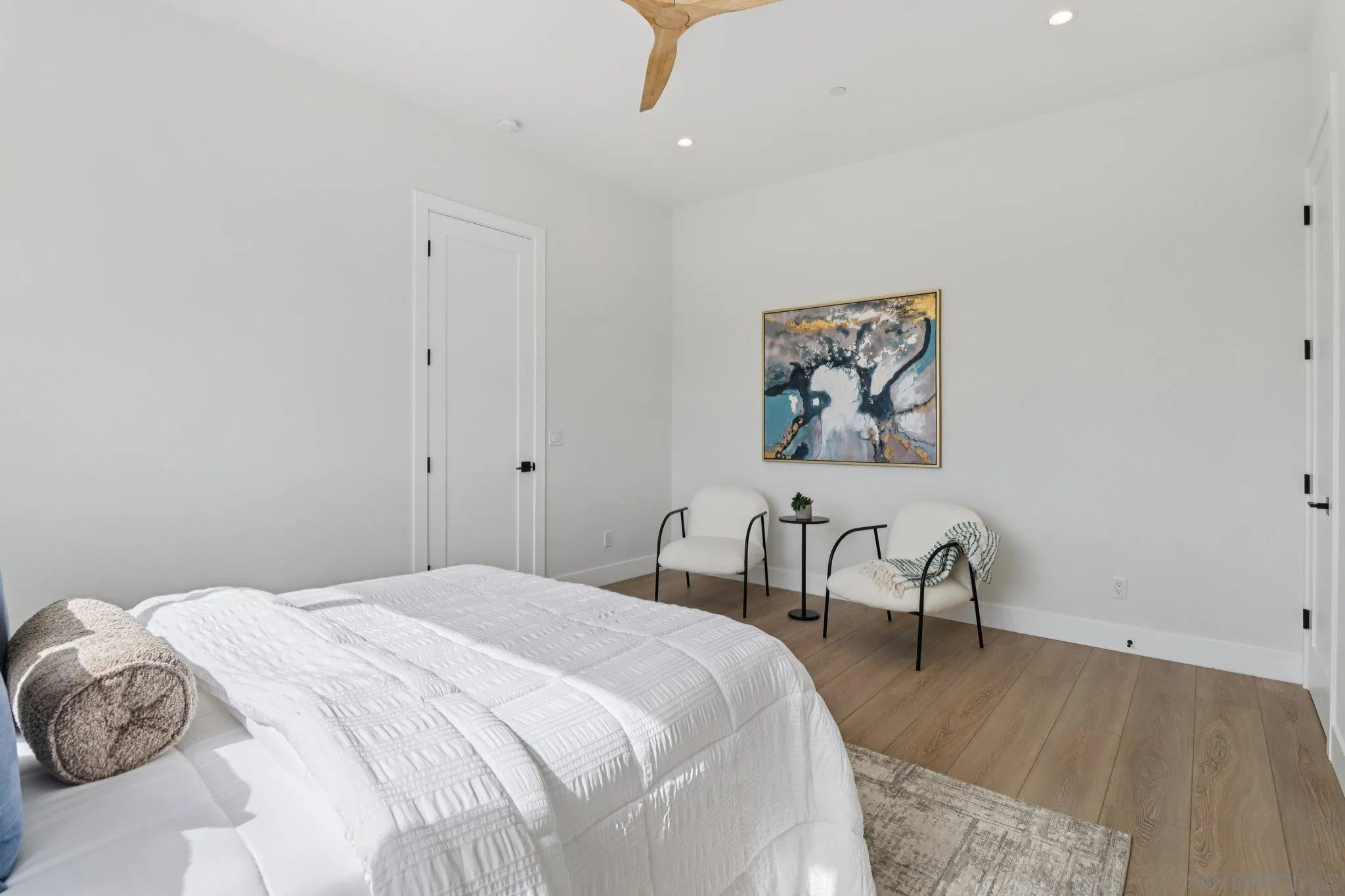 San Diego, California, 92110, United States, 4 Bedrooms Bedrooms, ,4 BathroomsBathrooms,Residential,Active,1967296