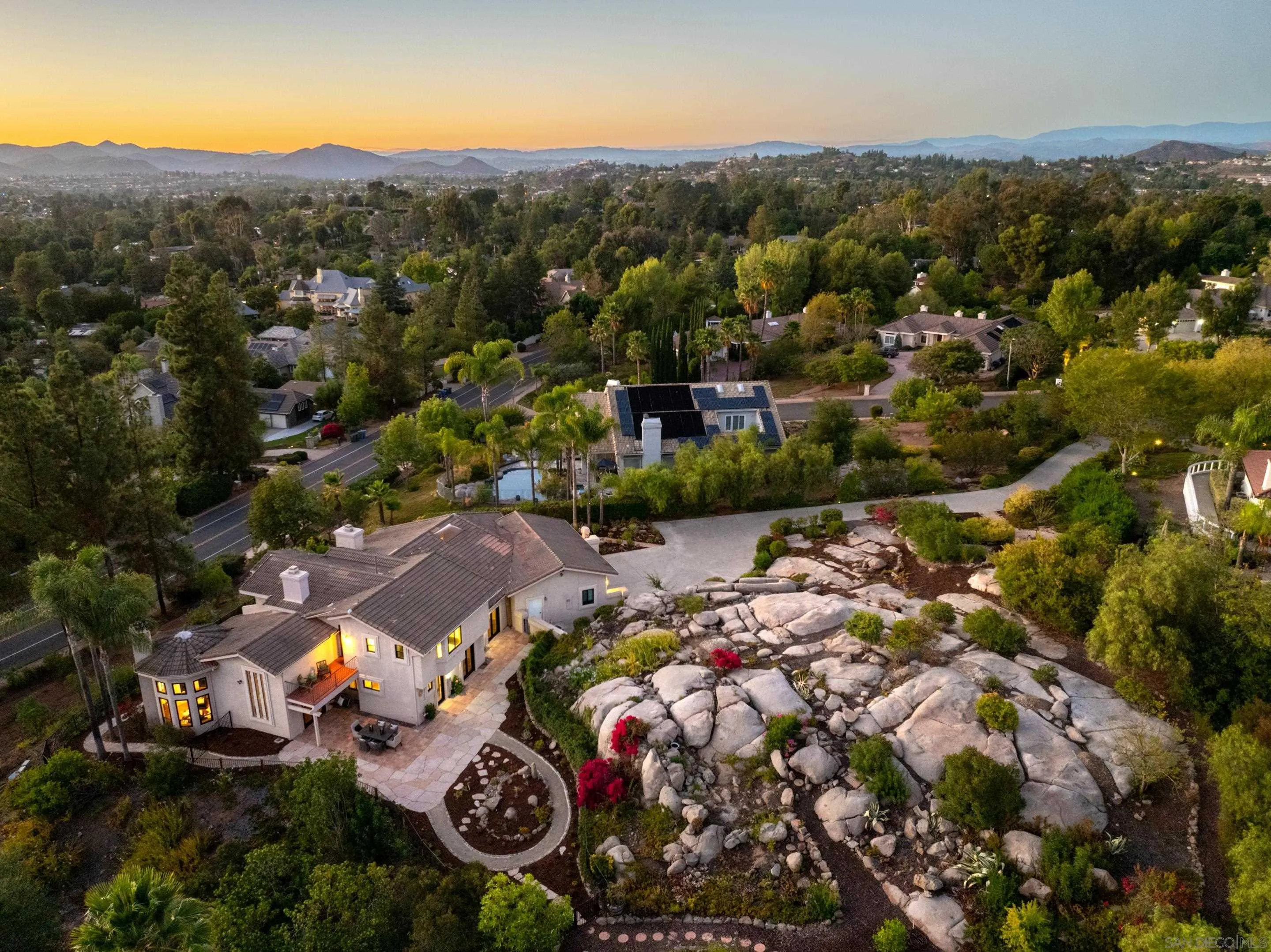 Poway, California, 92064, United States, 4 Bedrooms Bedrooms, ,4 BathroomsBathrooms,Residential,Active,1943826
