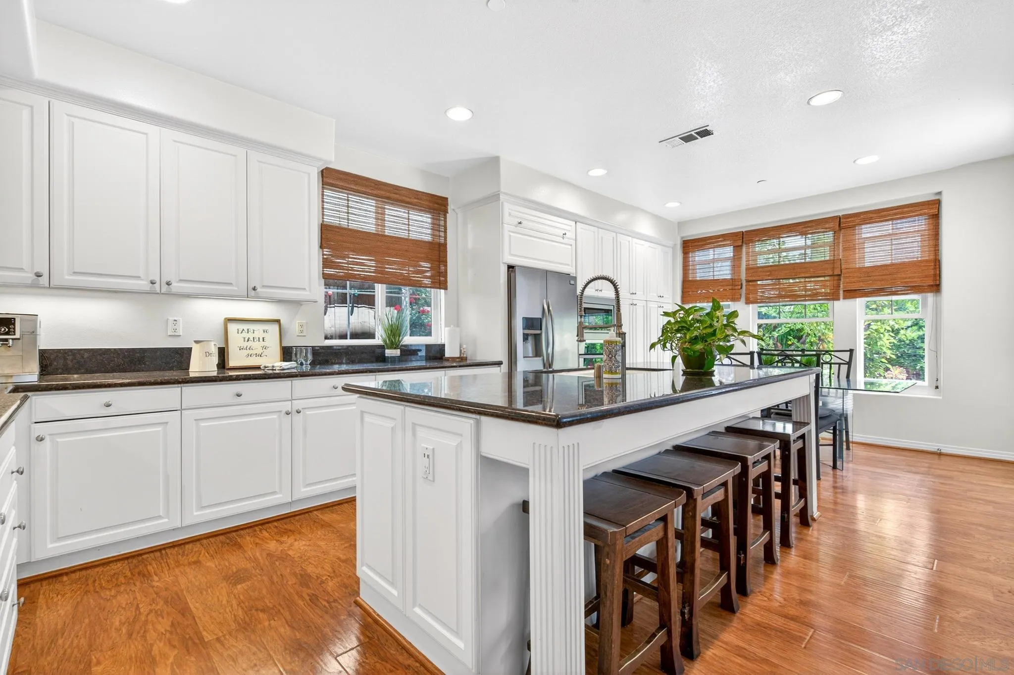 San Diego, California, 92127, United States, 4 Bedrooms Bedrooms, ,4 BathroomsBathrooms,Residential,Active,2045024