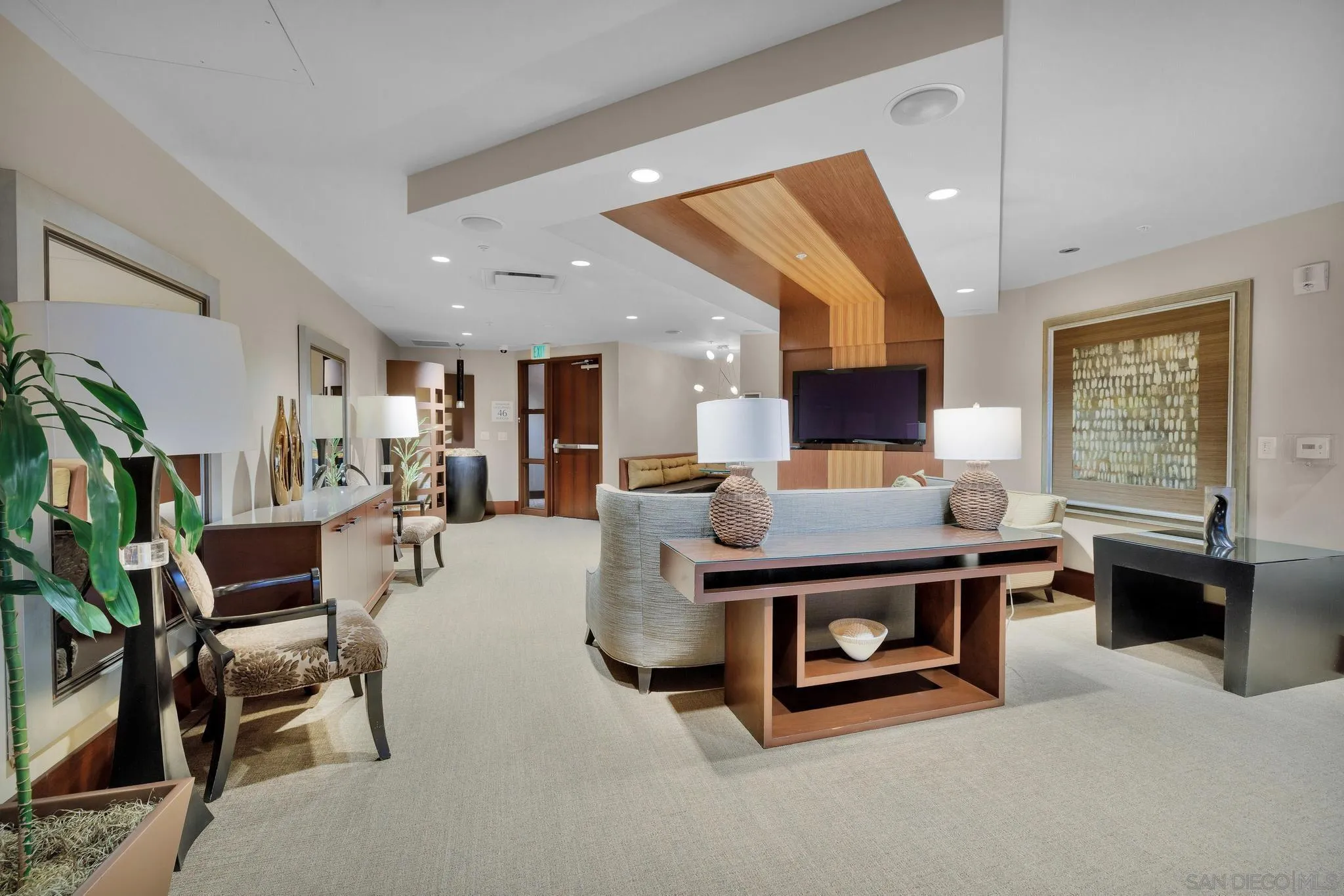 San Diego, California, 92101, United States, 2 Bedrooms Bedrooms, ,3 BathroomsBathrooms,Residential,Active,2032885