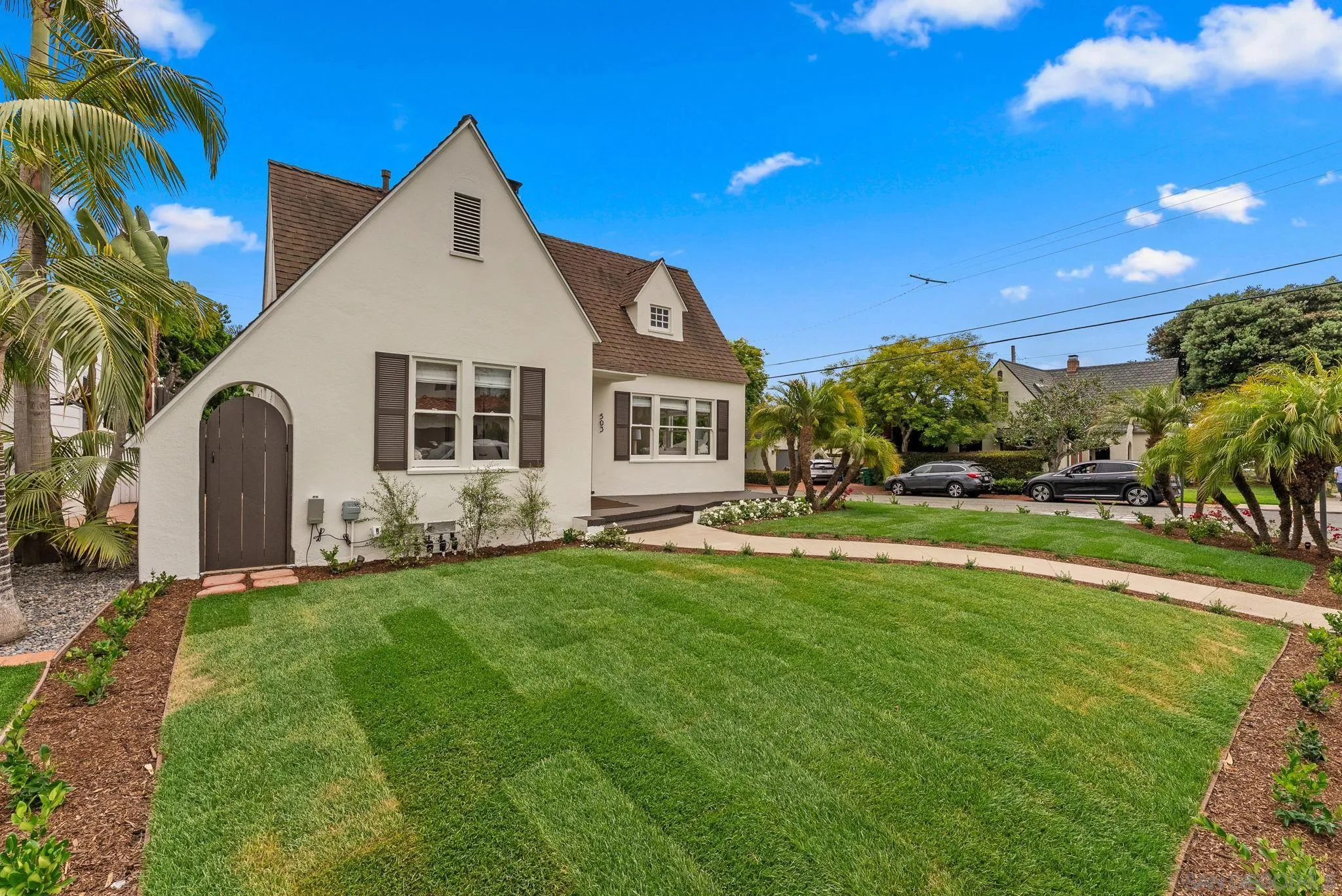 La Jolla, California, 92037, United States, 2 Bedrooms Bedrooms, ,1 BathroomBathrooms,Residential,Active,2012241