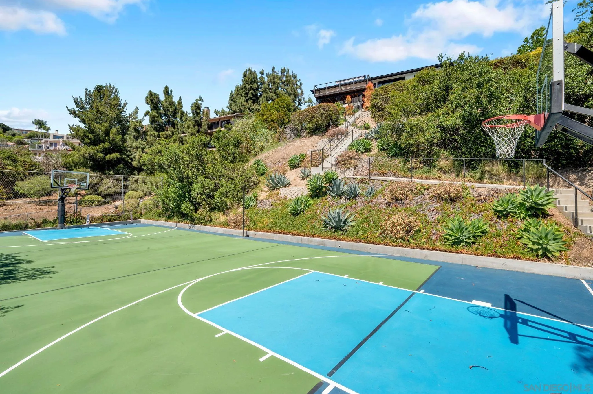 San Diego, California, 92120, United States, 4 Bedrooms Bedrooms, ,4 BathroomsBathrooms,Residential,Active,2042189