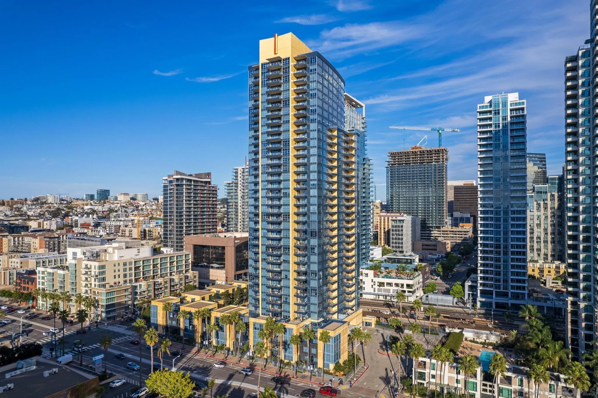 San Diego, California, 92101, United States, 2 Bedrooms Bedrooms, ,3 BathroomsBathrooms,Residential,Active,2032885