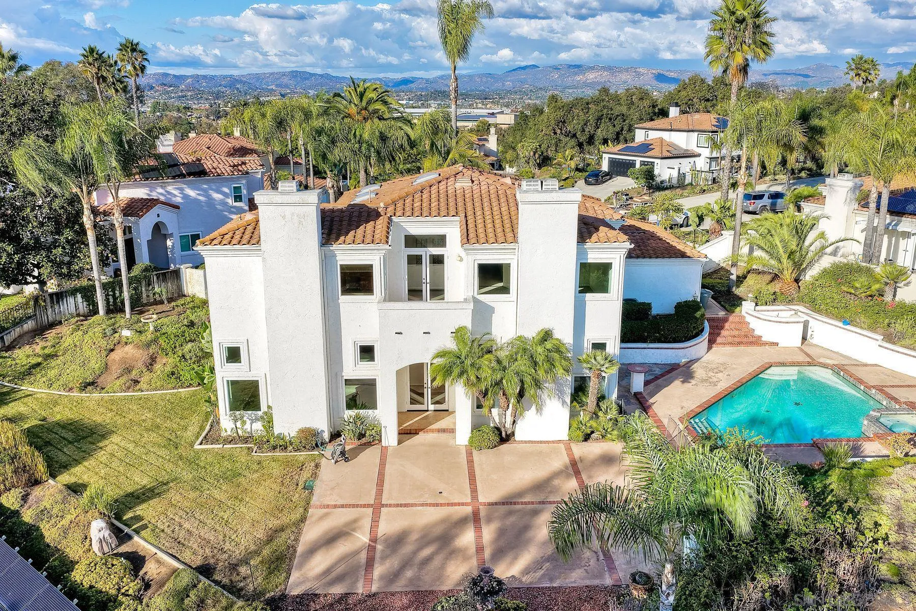 Escondido, California, 92029, United States, 4 Bedrooms Bedrooms, ,4 BathroomsBathrooms,Residential,Active,1995277