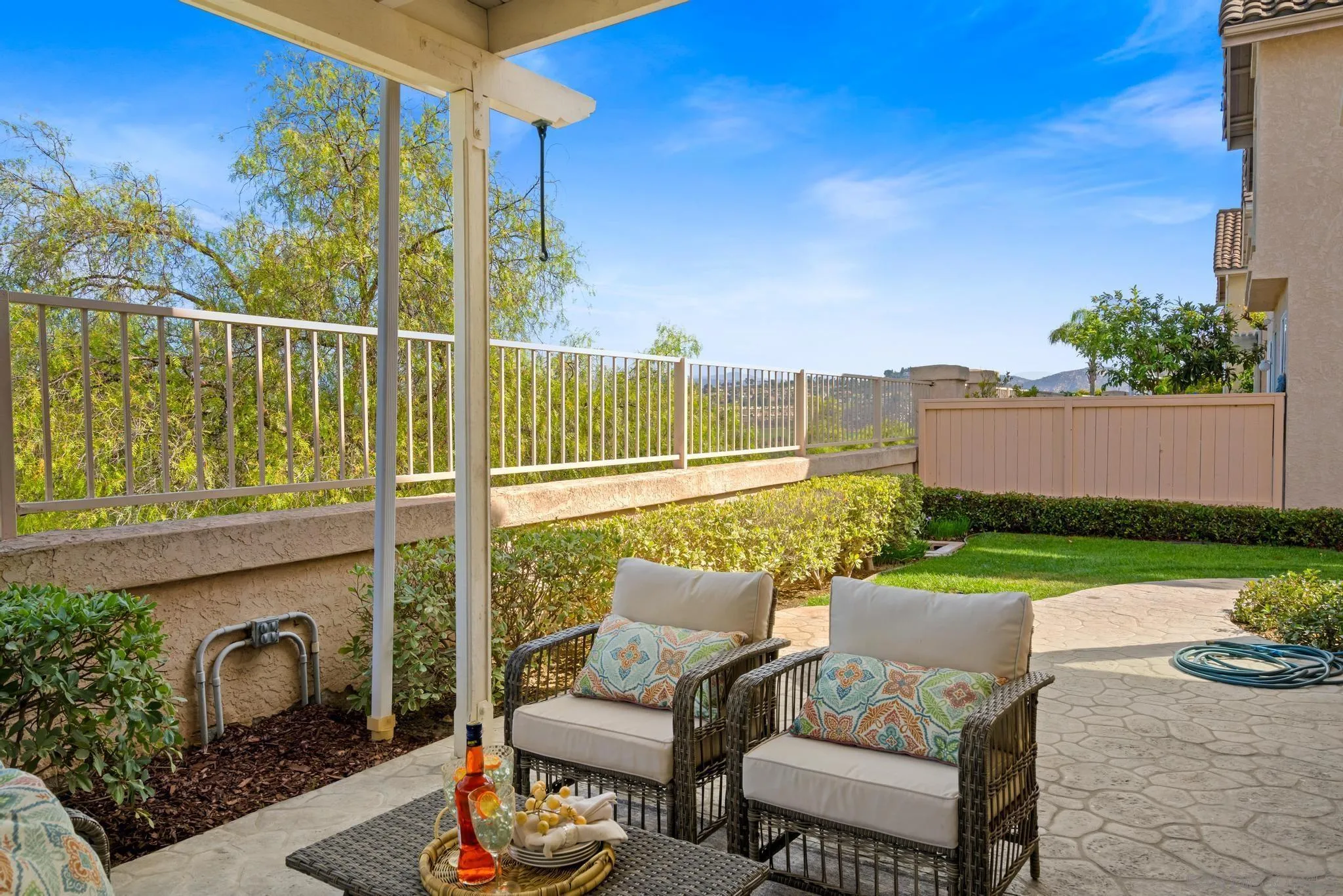 San Diego, California, 92128, United States, 3 Bedrooms Bedrooms, ,3 BathroomsBathrooms,Residential,Active,1945480