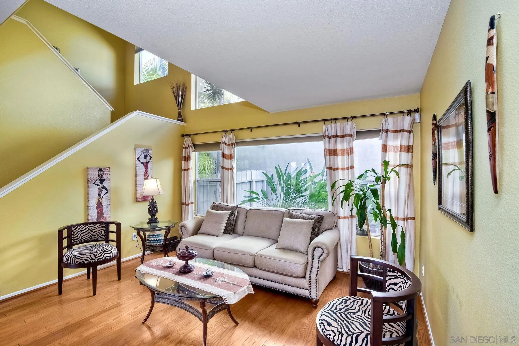 San Diego, California, 92131, United States, 4 Bedrooms Bedrooms, ,3 BathroomsBathrooms,Residential,Active,2044573