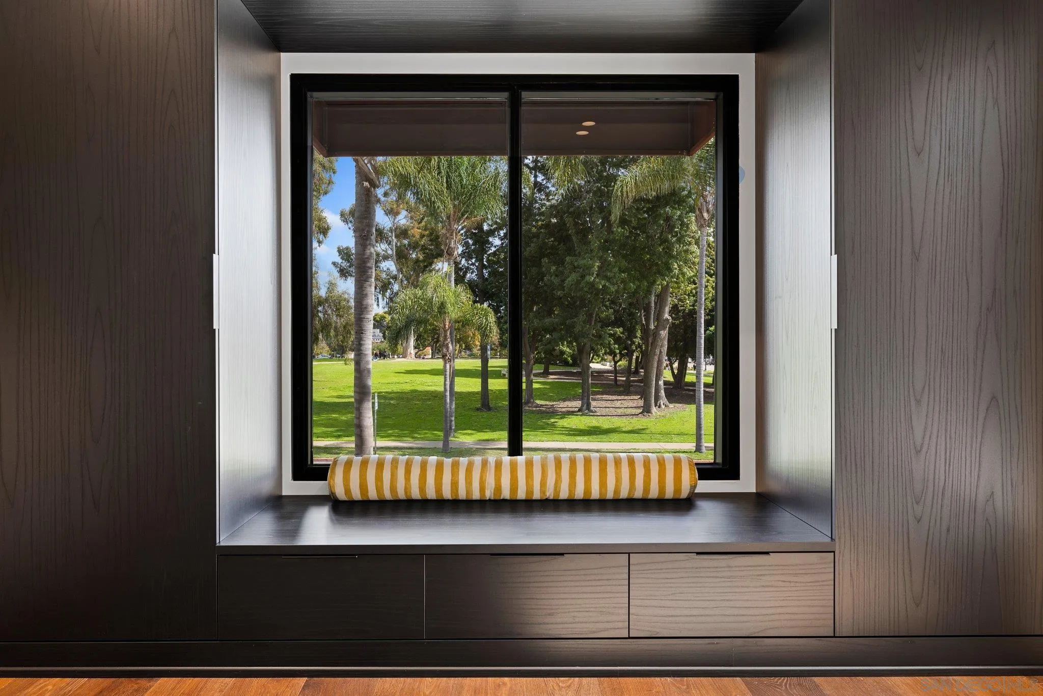 San Diego, California, 92103, United States, 2 Bedrooms Bedrooms, ,3 BathroomsBathrooms,Residential,Active,2007276