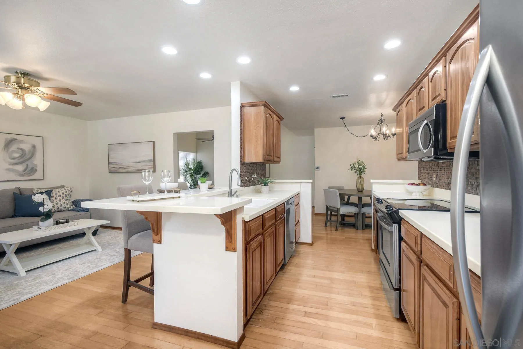 San Diego, California, 92129, United States, 3 Bedrooms Bedrooms, ,2 BathroomsBathrooms,Residential,Active,2018181