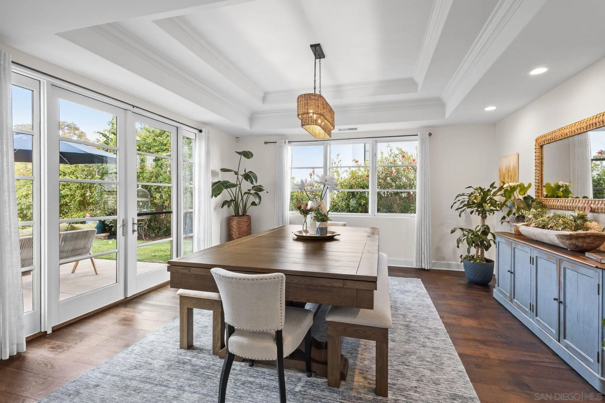 Carlsbad, California, 92011, United States, 5 Bedrooms Bedrooms, ,5 BathroomsBathrooms,Residential,Pending,2045548
