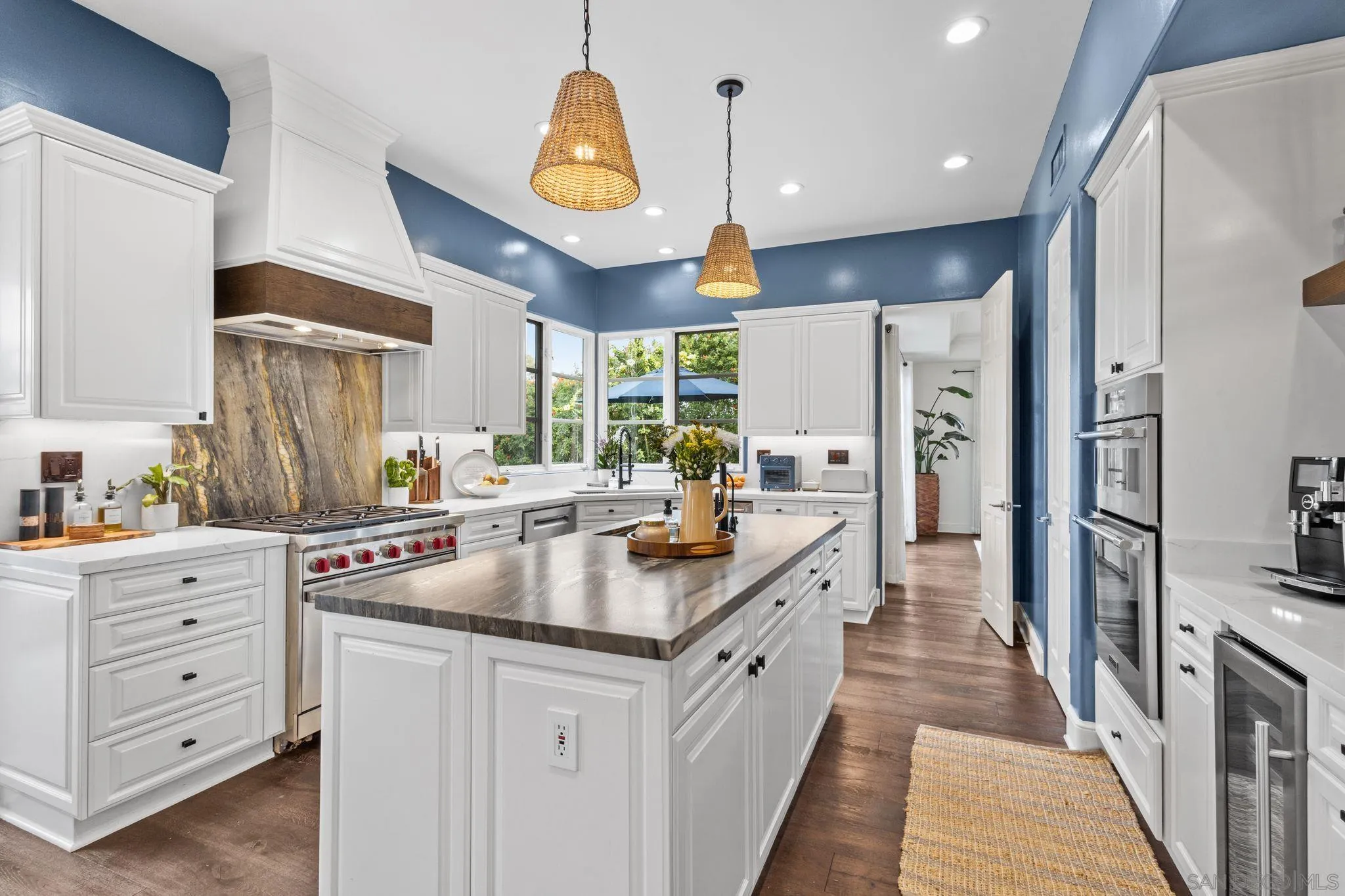 Carlsbad, California, 92011, United States, 5 Bedrooms Bedrooms, ,5 BathroomsBathrooms,Residential,Pending,2045548
