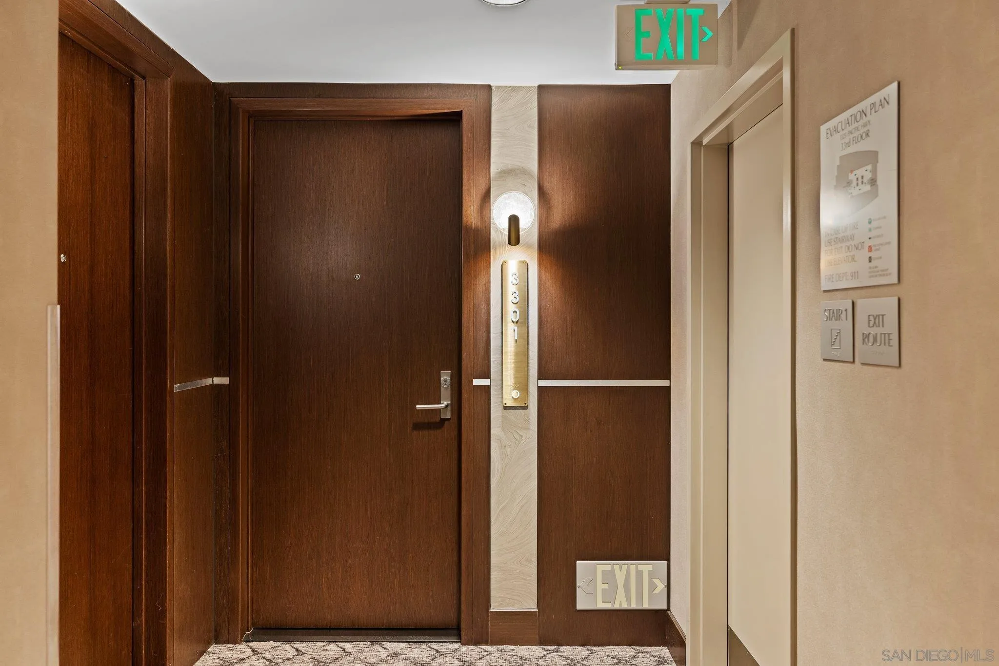 San Diego, California, 92101, United States, 2 Bedrooms Bedrooms, ,3 BathroomsBathrooms,Residential,Active,1995280