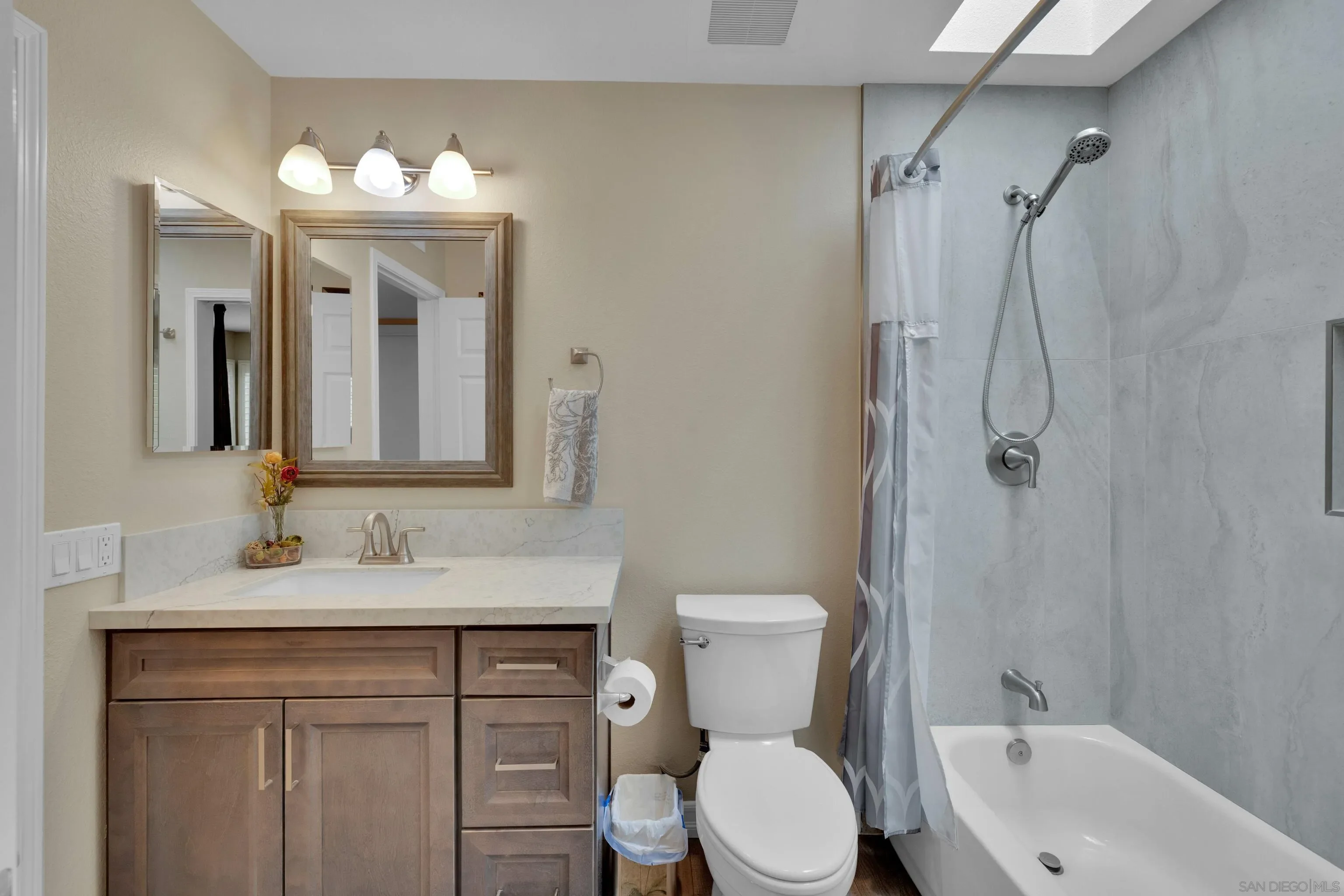 San Diego, California, 92128, United States, 3 Bedrooms Bedrooms, ,2 BathroomsBathrooms,Residential,Active,1936620