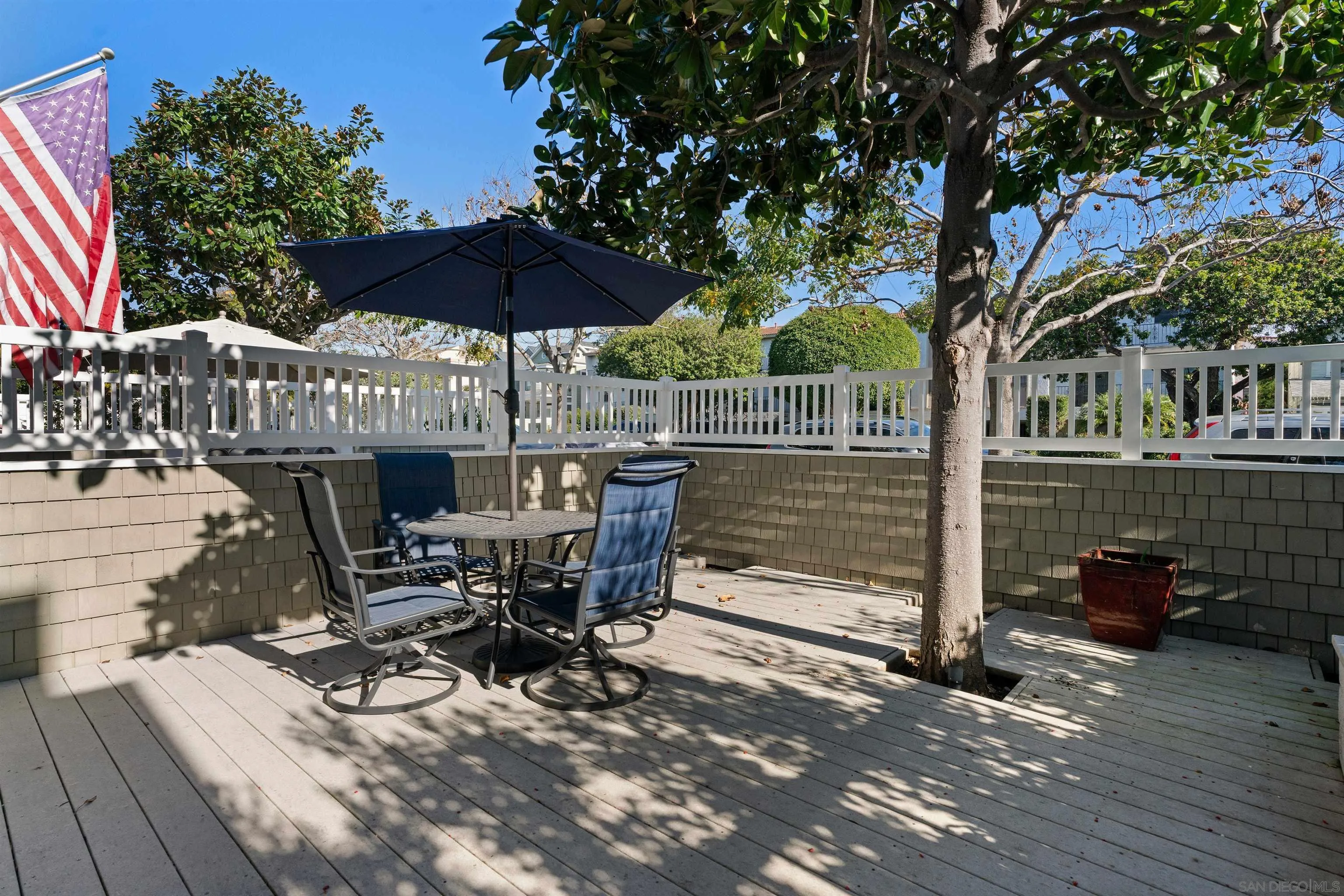 Coronado, California, 92118, United States, 2 Bedrooms Bedrooms, ,2 BathroomsBathrooms,Residential,Active,2013406