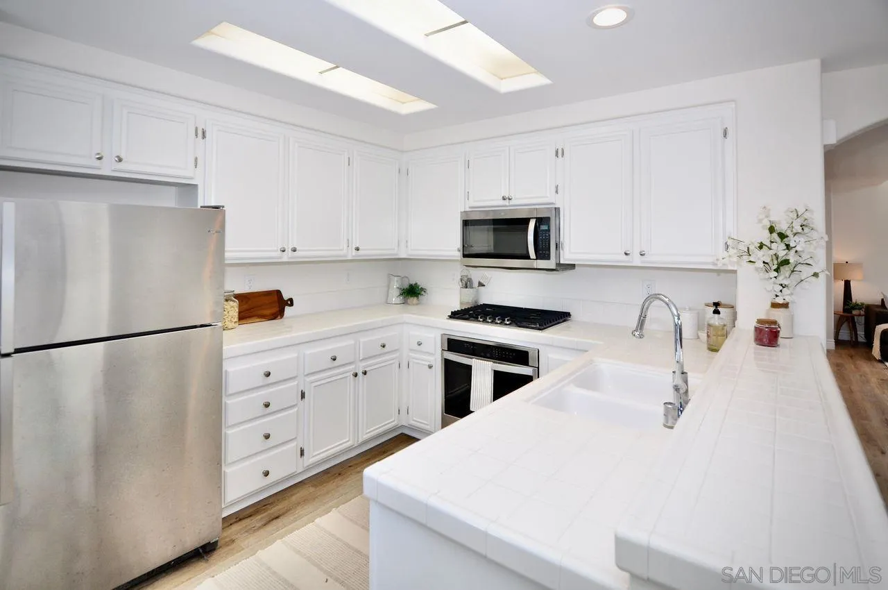 San Diego, California, 92131, United States, 3 Bedrooms Bedrooms, ,3 BathroomsBathrooms,Residential,Active,1973326