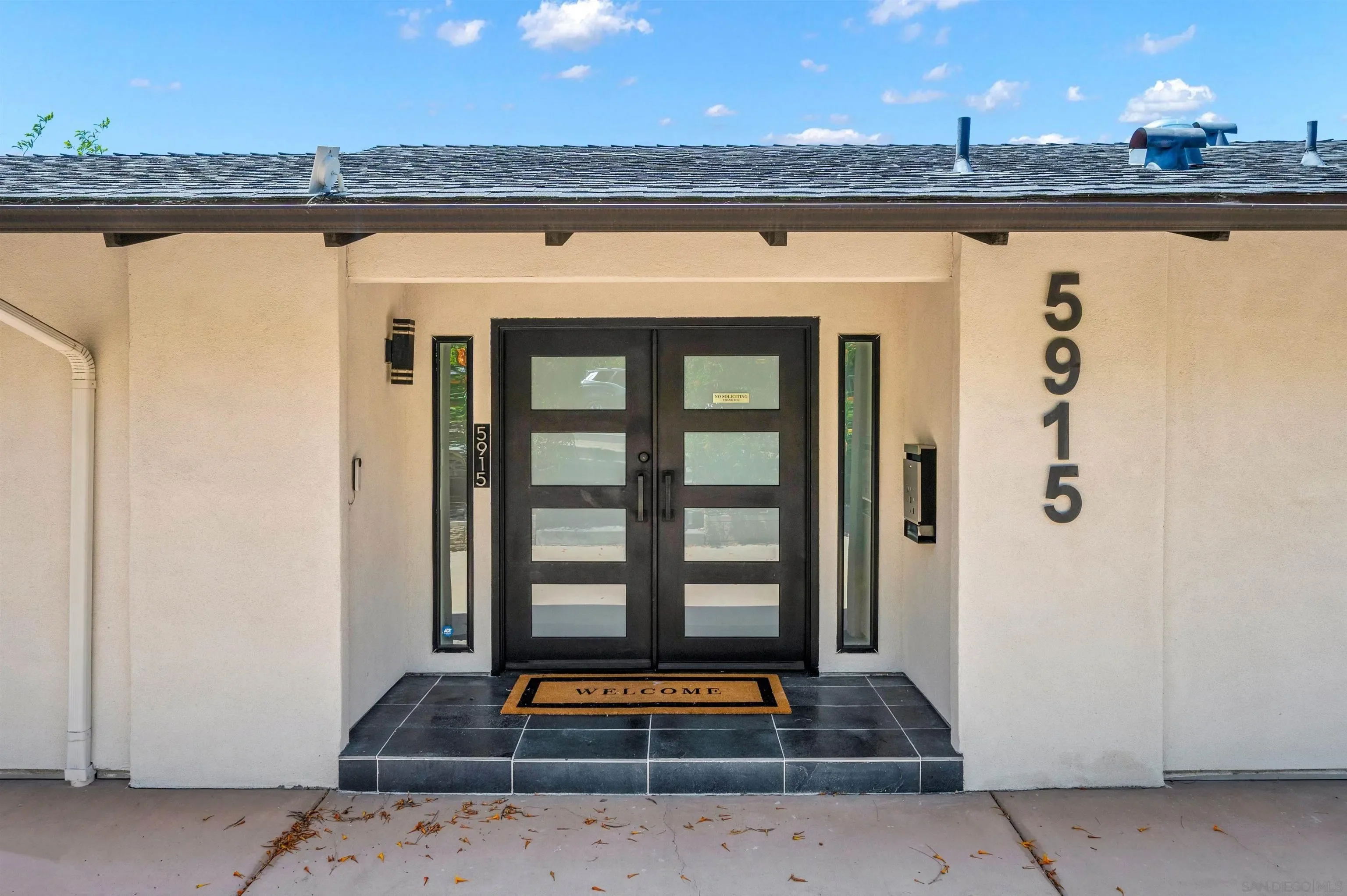 San Diego, California, 92120, United States, 4 Bedrooms Bedrooms, ,4 BathroomsBathrooms,Residential,Active,2042189