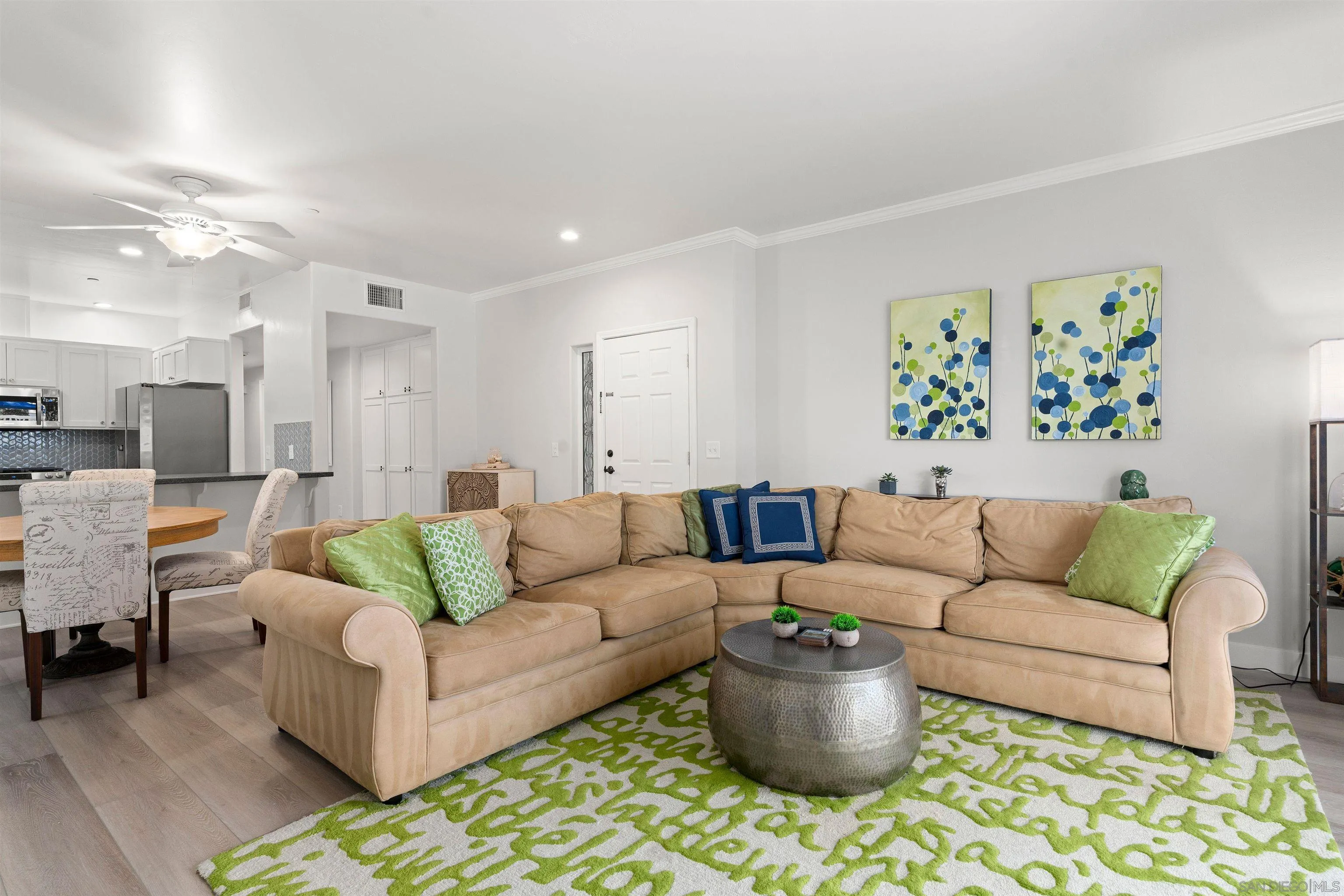 Coronado, California, 92118, United States, 2 Bedrooms Bedrooms, ,2 BathroomsBathrooms,Residential,Active,2013406