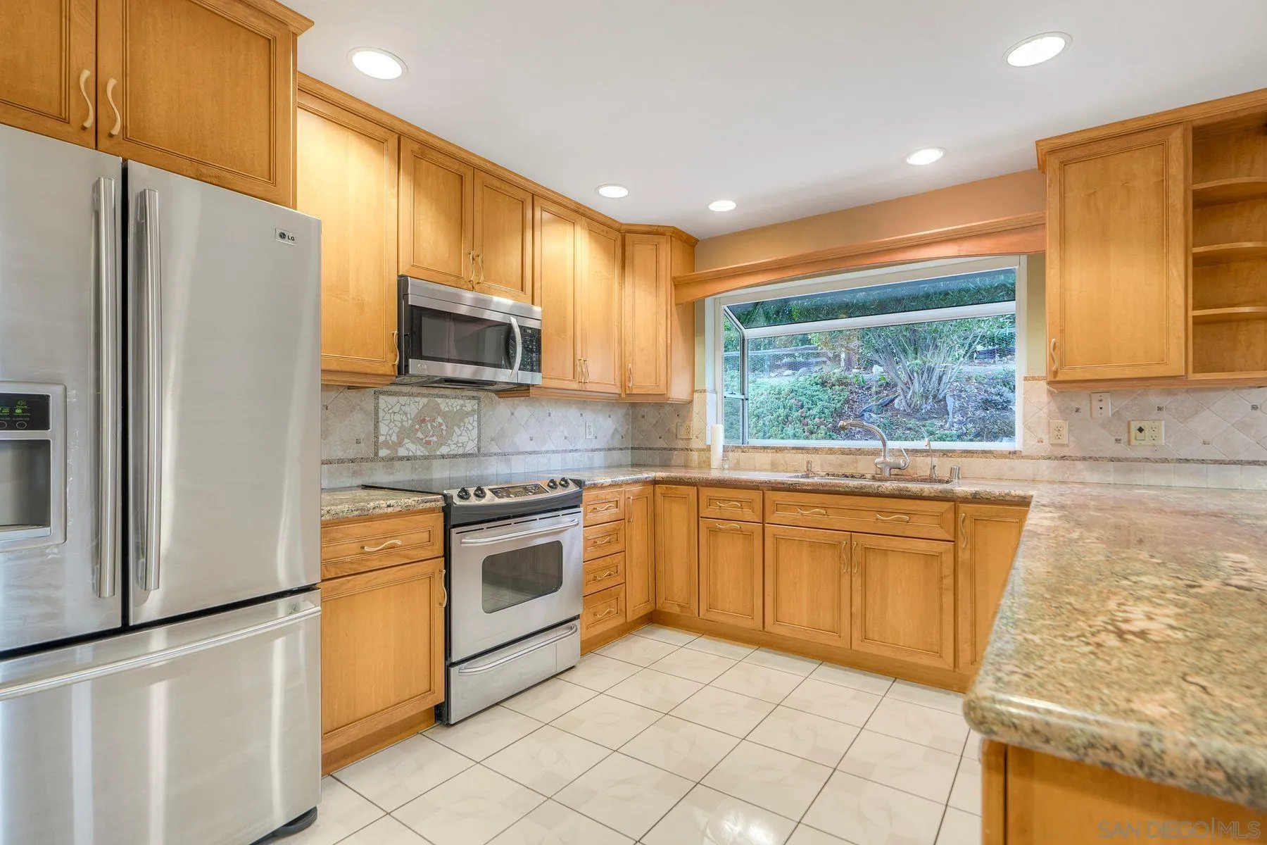 San Diego, California, 92128, United States, 3 Bedrooms Bedrooms, ,3 BathroomsBathrooms,Residential,Active,1990587