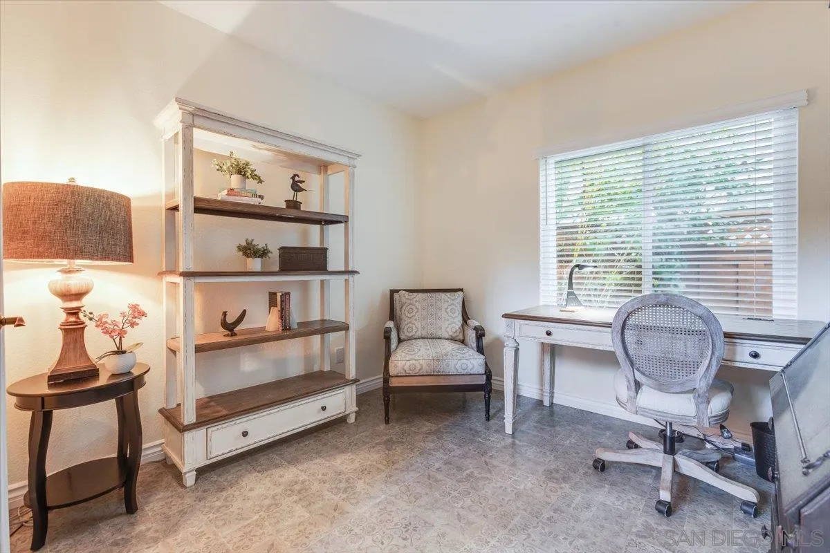 Escondido, California, 92026, United States, 5 Bedrooms Bedrooms, ,3 BathroomsBathrooms,Residential,Active,1970987