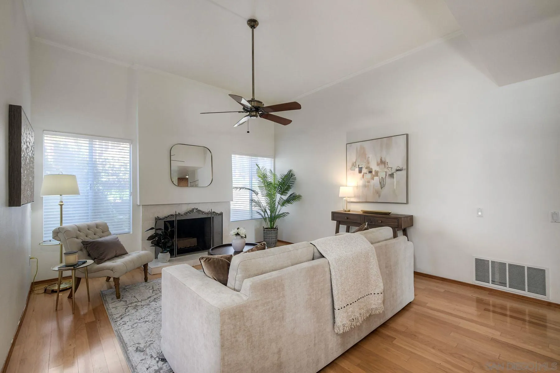 San Diego, California, 92129, United States, 3 Bedrooms Bedrooms, ,2 BathroomsBathrooms,Residential,Active,2018181