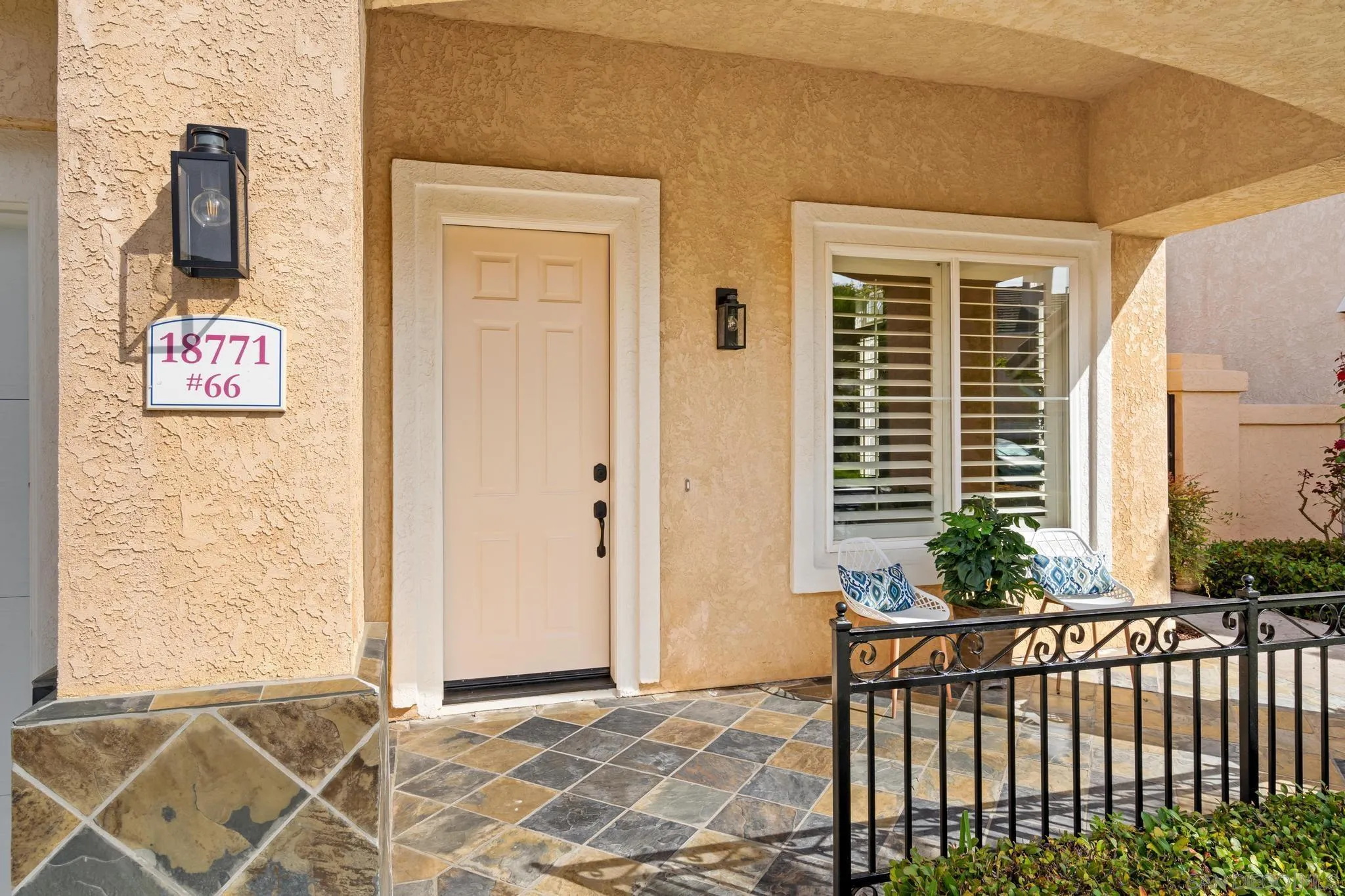 San Diego, California, 92128, United States, 3 Bedrooms Bedrooms, ,3 BathroomsBathrooms,Residential,Active,1945480