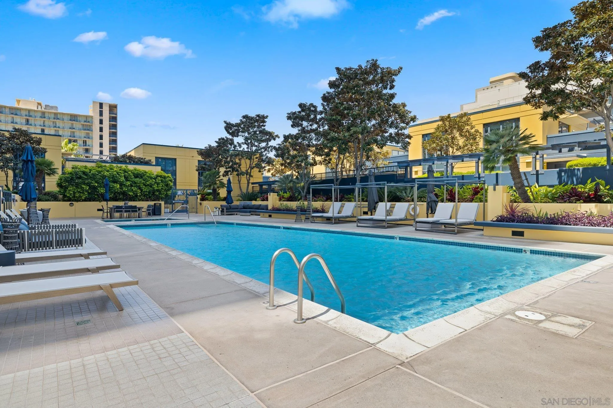 San Diego, California, 92101, United States, 2 Bedrooms Bedrooms, ,3 BathroomsBathrooms,Residential,Active,2032885