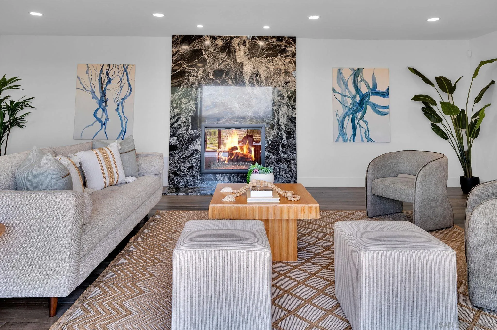San Diego, California, 92120, United States, 4 Bedrooms Bedrooms, ,4 BathroomsBathrooms,Residential,Active,2042189