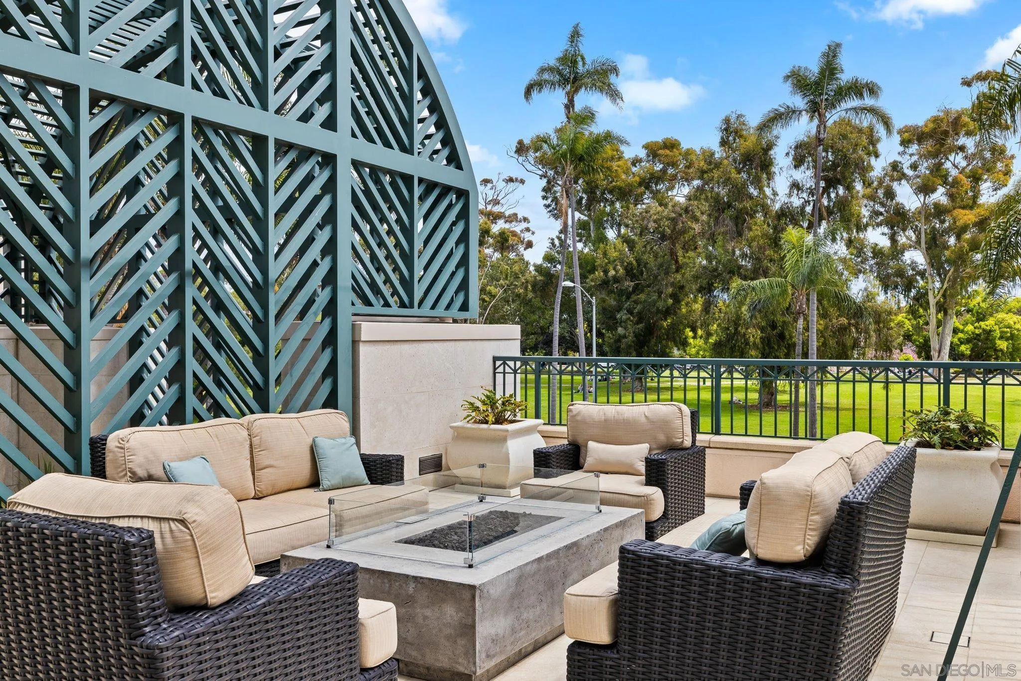 San Diego, California, 92103, United States, 2 Bedrooms Bedrooms, ,3 BathroomsBathrooms,Residential,Active,2007276