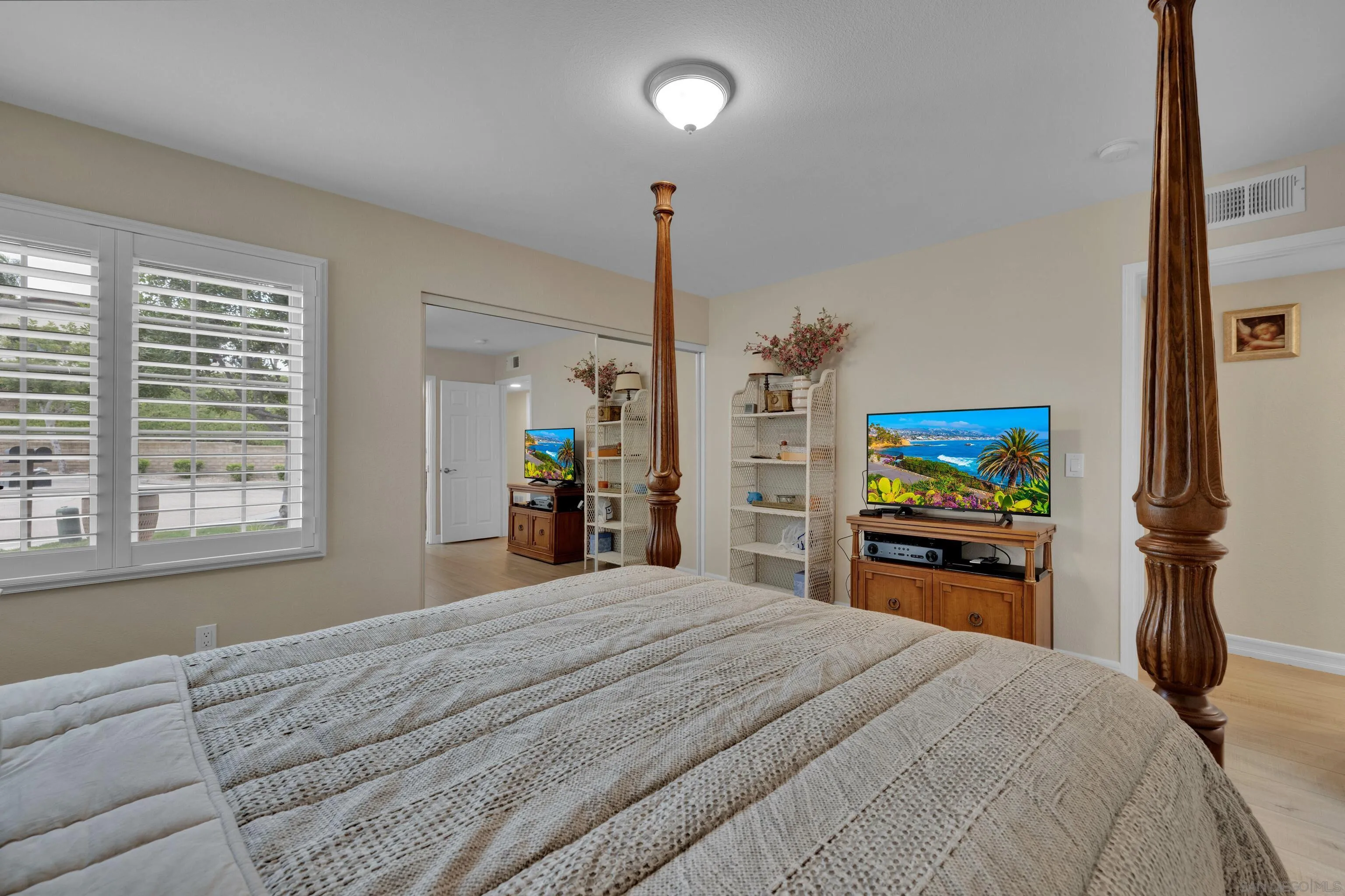 San Diego, California, 92128, United States, 3 Bedrooms Bedrooms, ,2 BathroomsBathrooms,Residential,Active,1936620