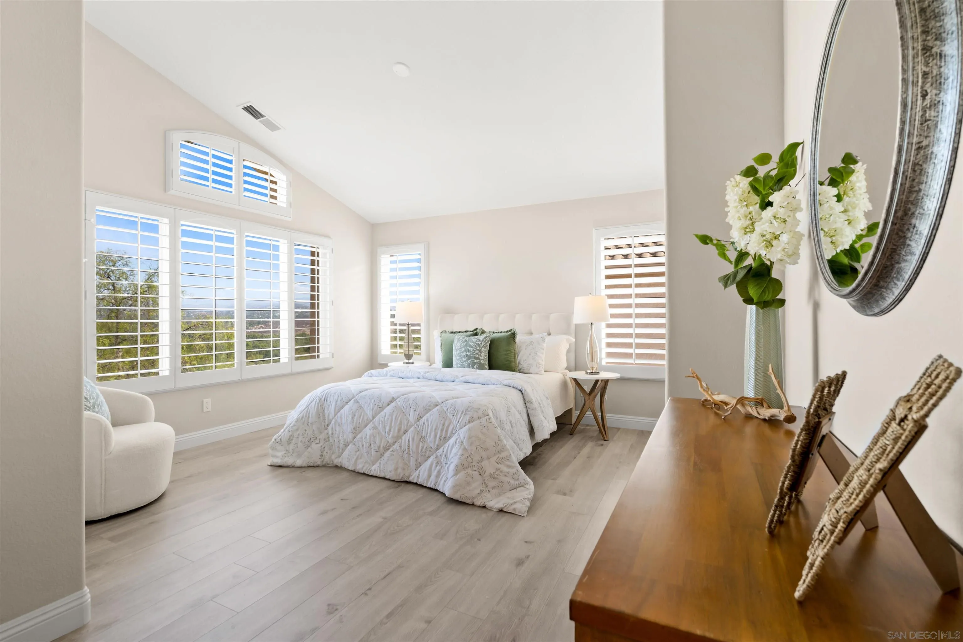 San Diego, California, 92128, United States, 3 Bedrooms Bedrooms, ,3 BathroomsBathrooms,Residential,Active,1945480