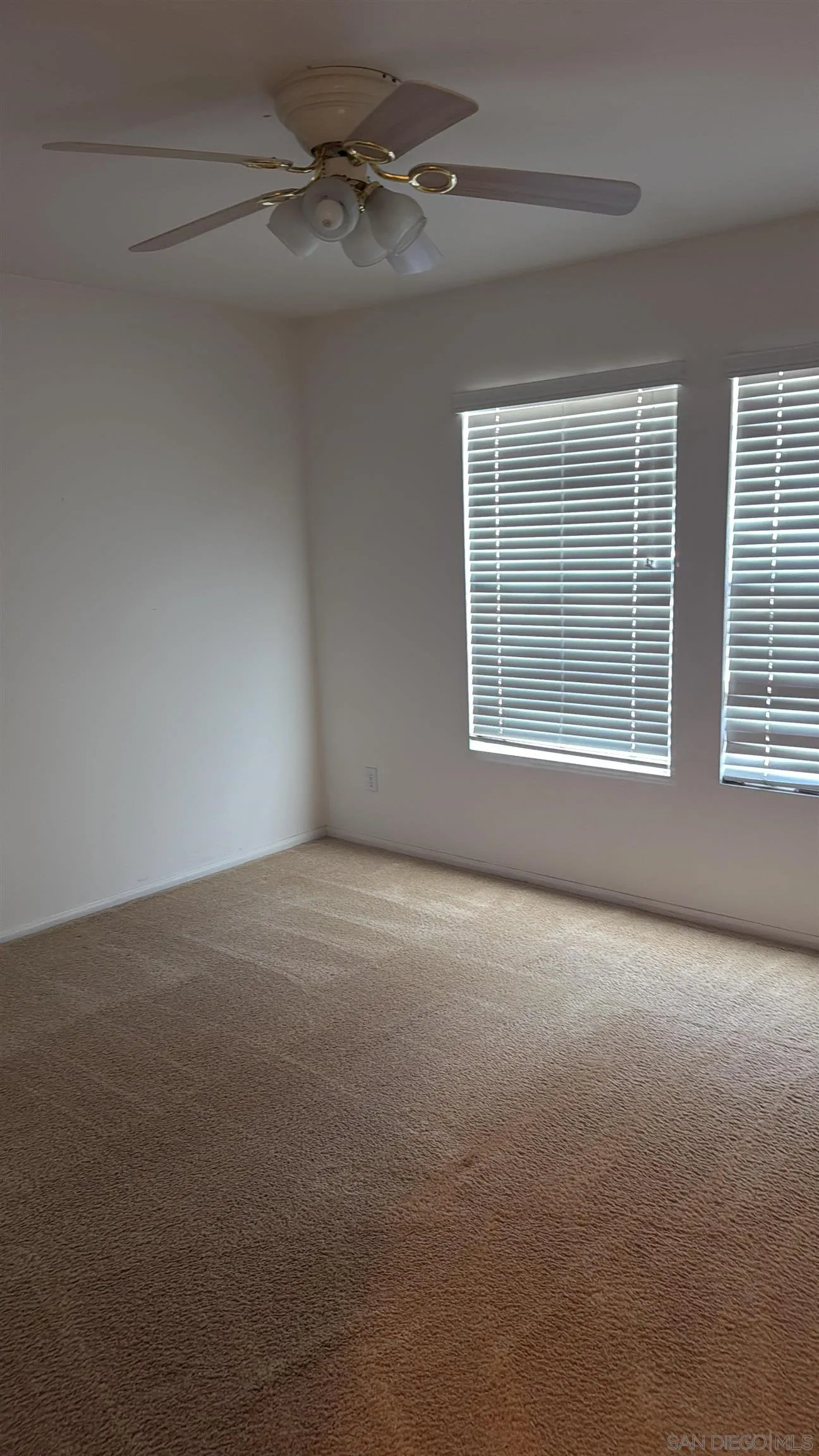 San Diego, California, 92128, United States, 4 Bedrooms Bedrooms, ,3 BathroomsBathrooms,Residential,Active,1941138