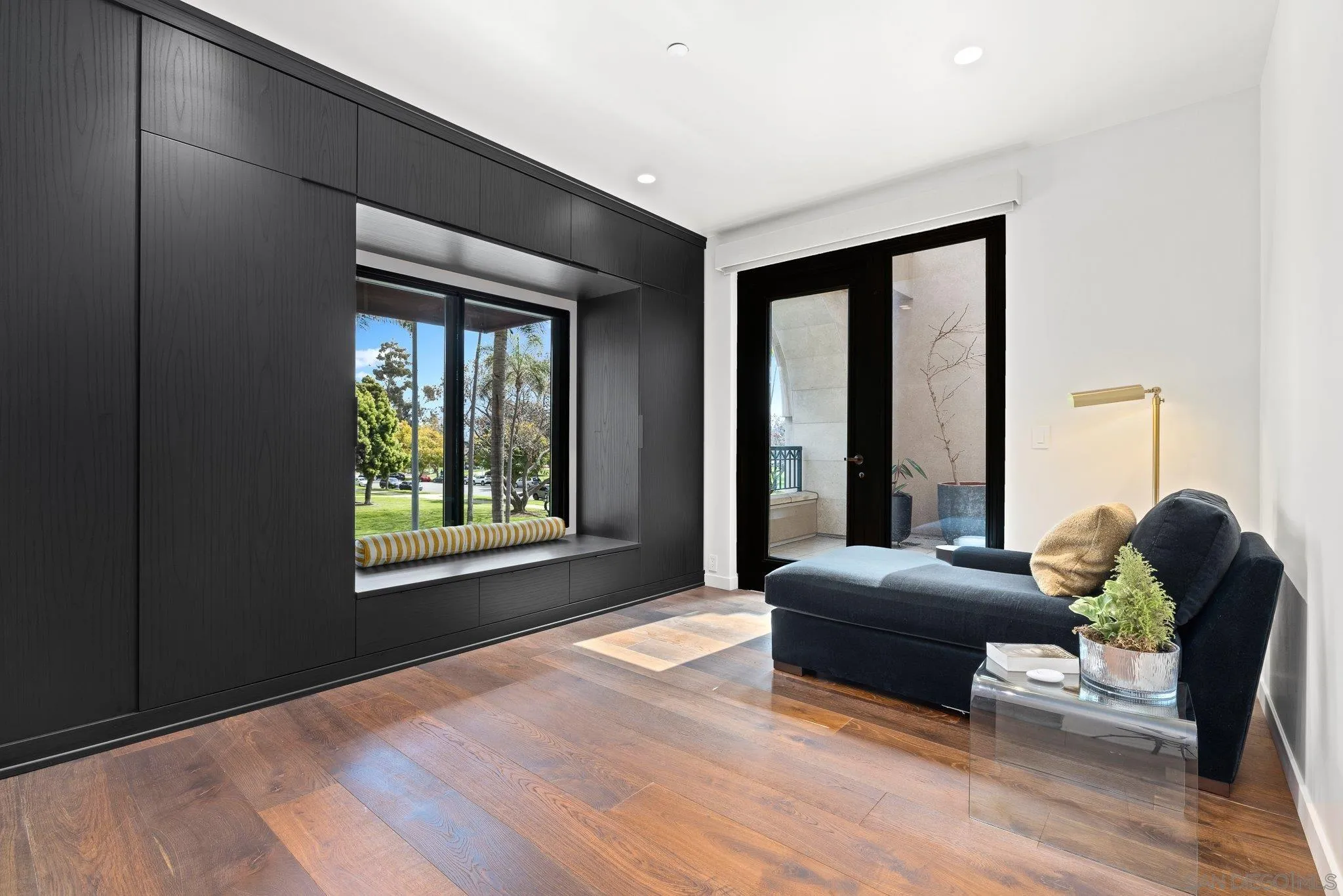 San Diego, California, 92103, United States, 2 Bedrooms Bedrooms, ,3 BathroomsBathrooms,Residential,Active,2007276