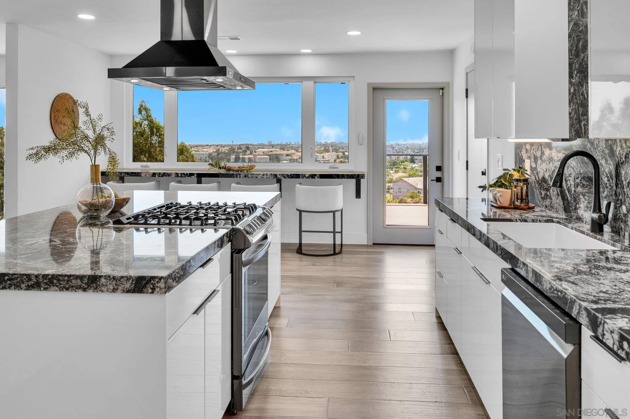 San Diego, California, 92120, United States, 4 Bedrooms Bedrooms, ,4 BathroomsBathrooms,Residential,Active,2042189