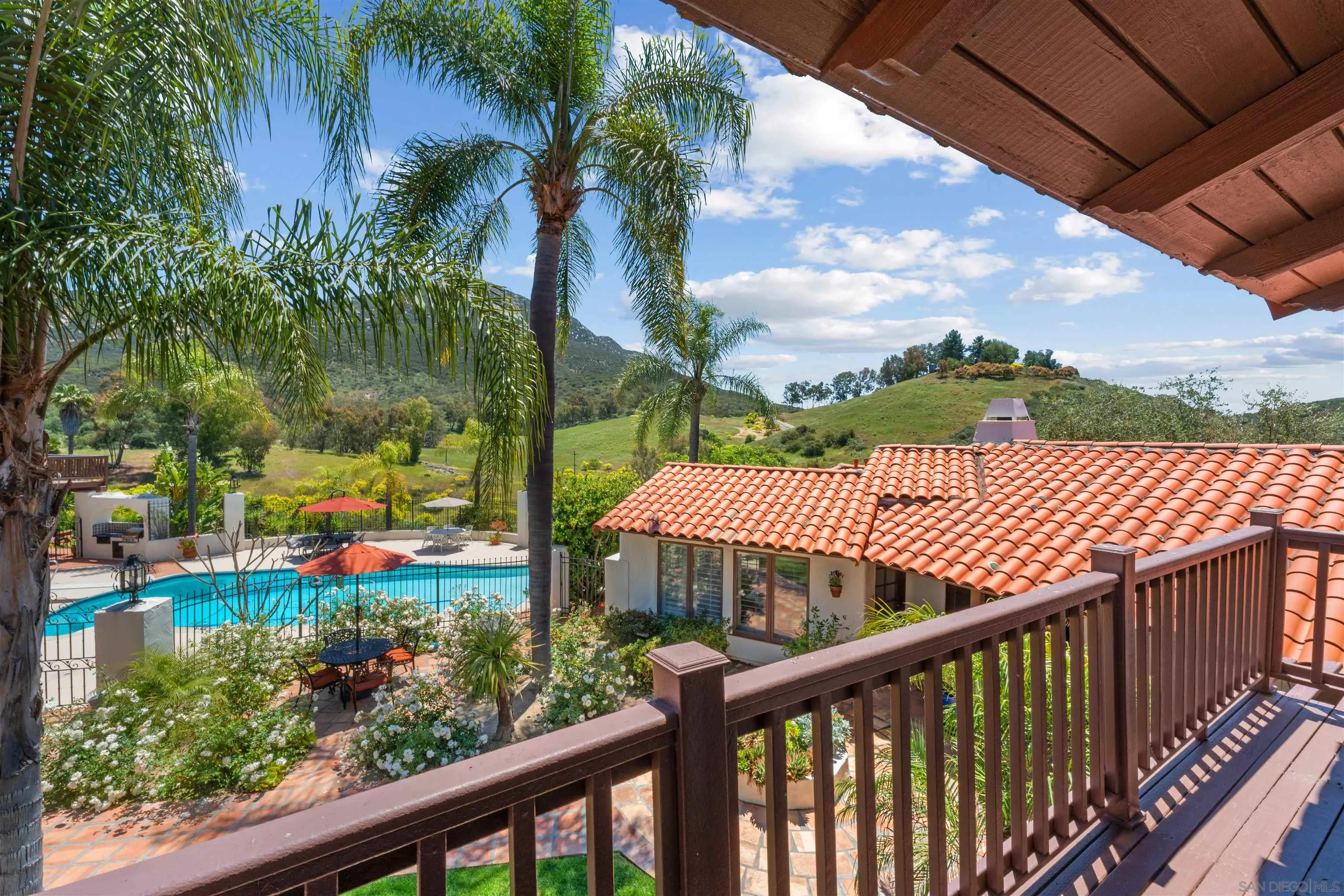 Poway, California, 92064, United States, 5 Bedrooms Bedrooms, ,4 BathroomsBathrooms,Residential,Active,1973638
