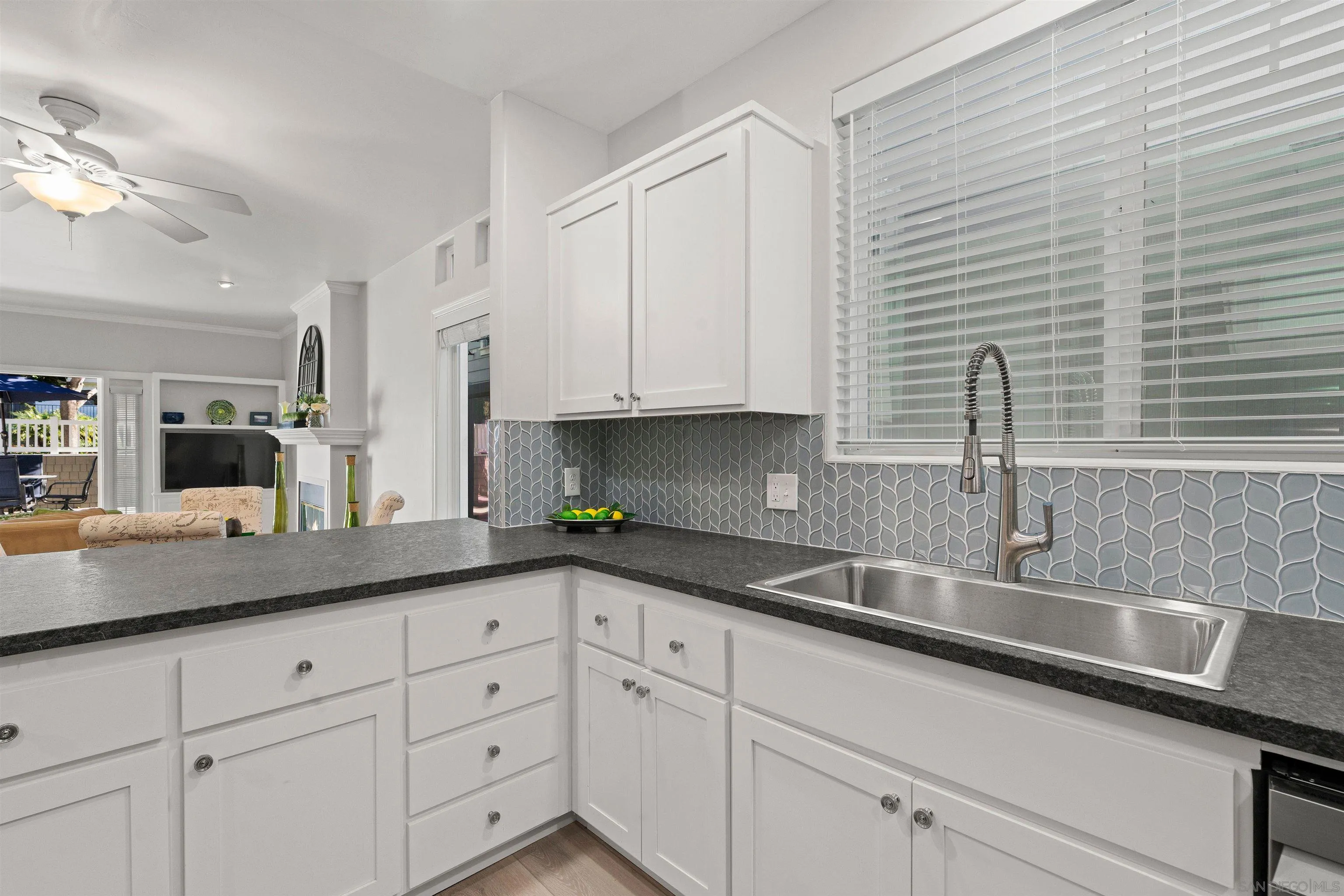 Coronado, California, 92118, United States, 2 Bedrooms Bedrooms, ,2 BathroomsBathrooms,Residential,Active,2013406