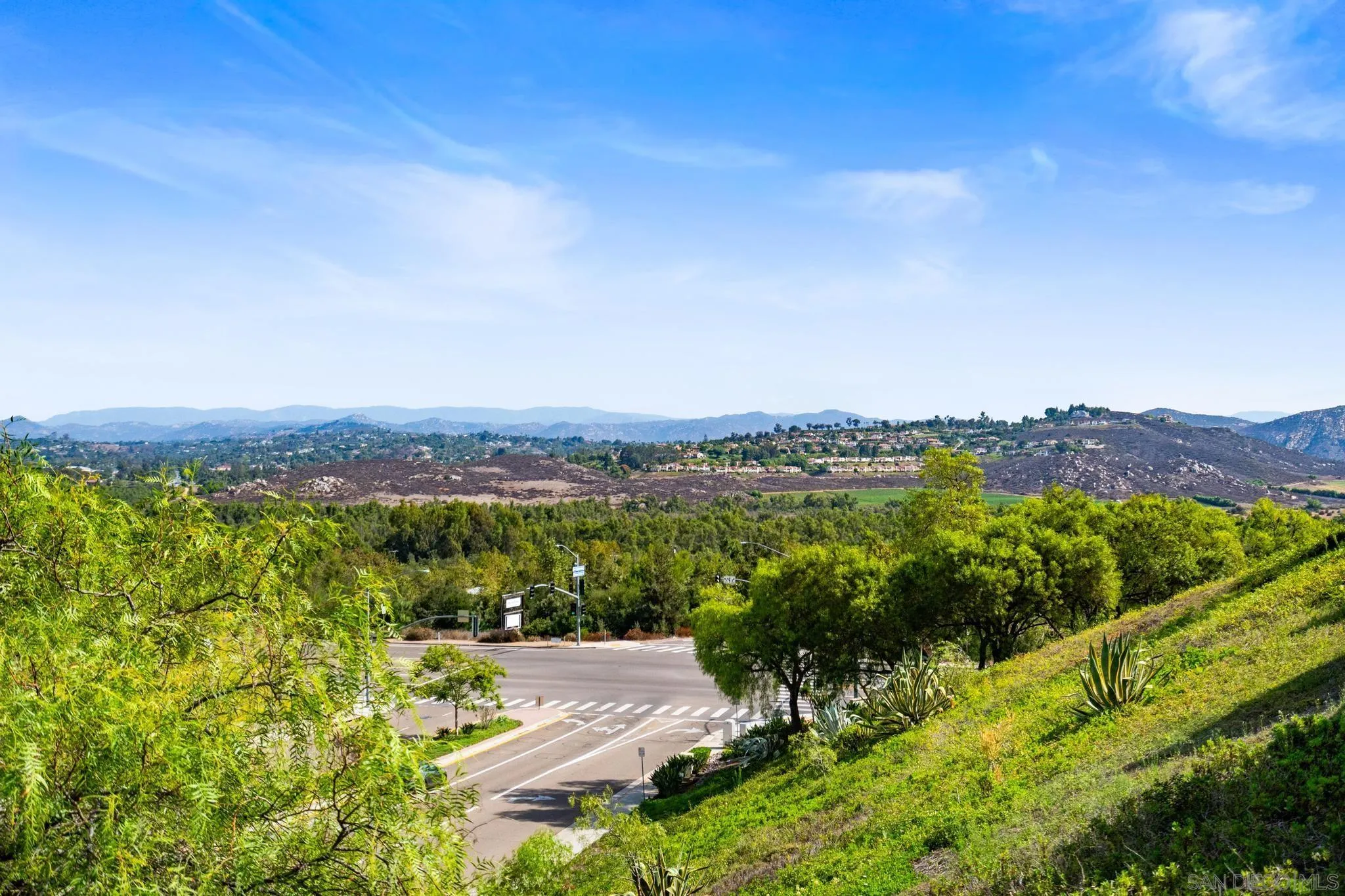 San Diego, California, 92128, United States, 3 Bedrooms Bedrooms, ,3 BathroomsBathrooms,Residential,Active,1945480