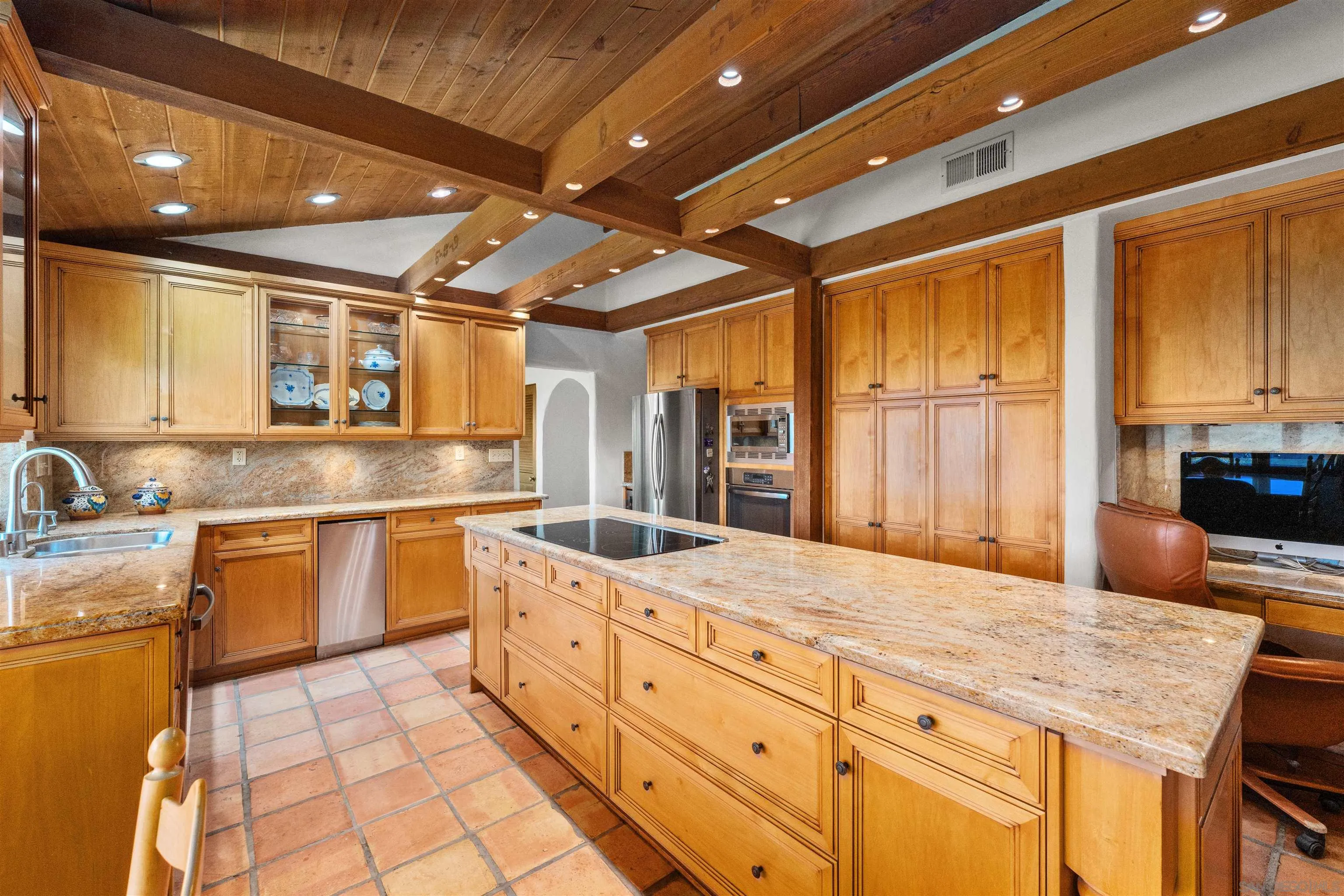 Poway, California, 92064, United States, 5 Bedrooms Bedrooms, ,4 BathroomsBathrooms,Residential,Active,1973638