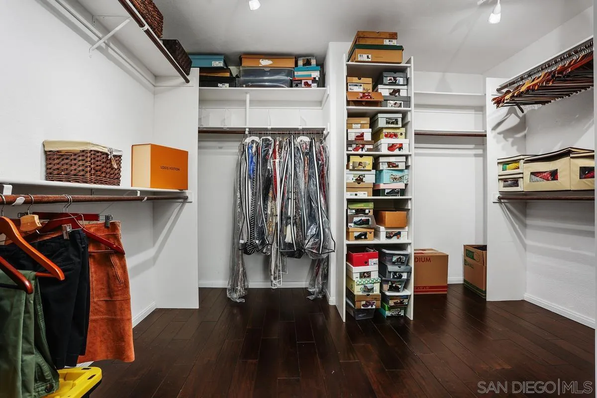 San Diego, California, 92131, United States, 5 Bedrooms Bedrooms, ,4 BathroomsBathrooms,Residential,Active,1936449