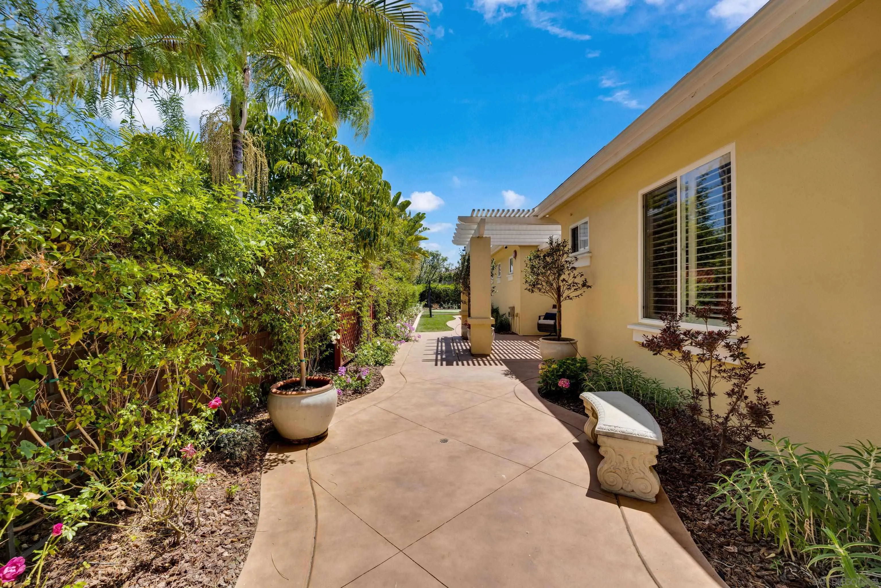 San Diego, California, 92127, United States, 5 Bedrooms Bedrooms, ,6 BathroomsBathrooms,Residential,Active,1936639