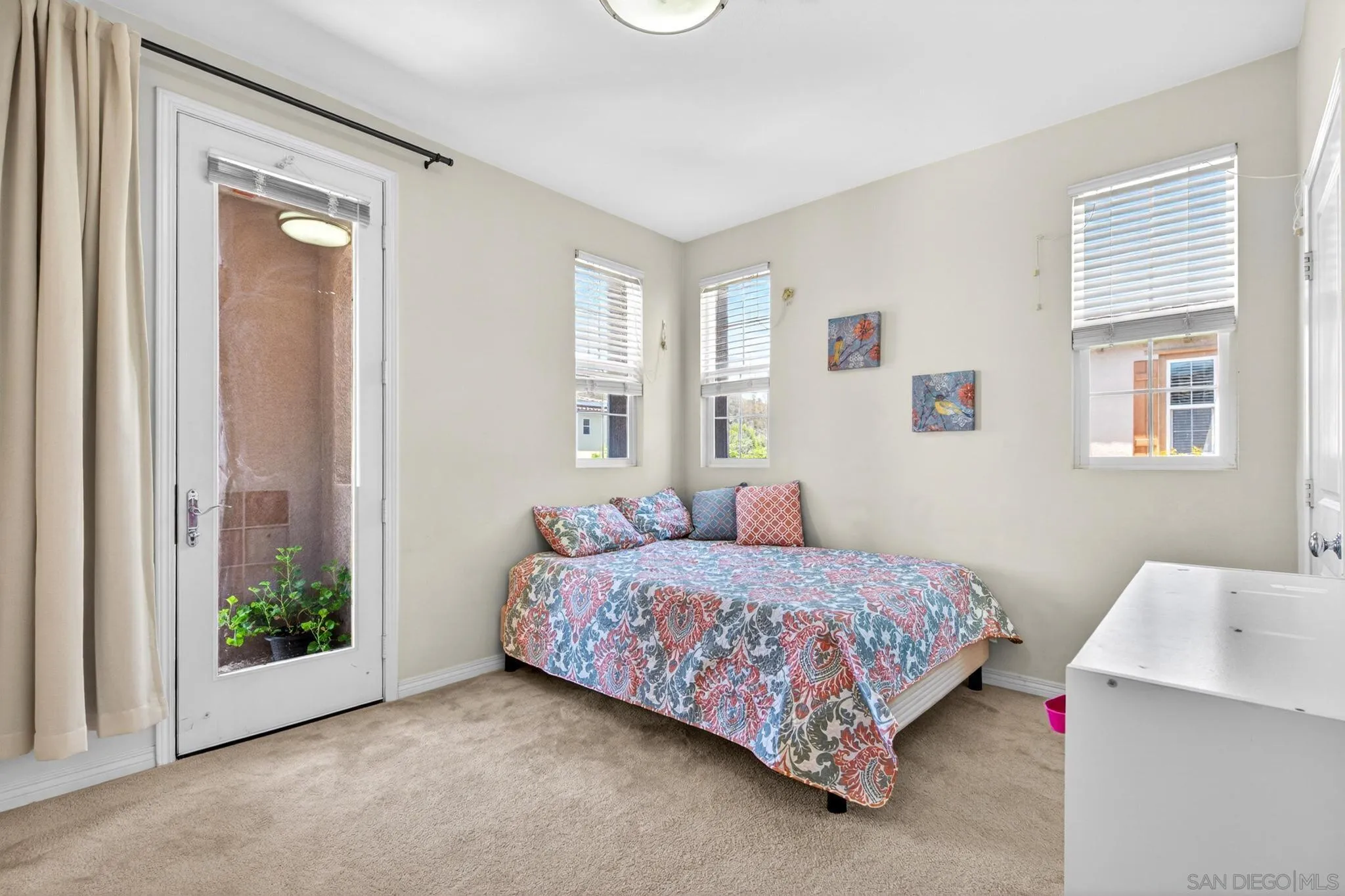 San Diego, California, 92127, United States, 4 Bedrooms Bedrooms, ,4 BathroomsBathrooms,Residential,Active,2045024