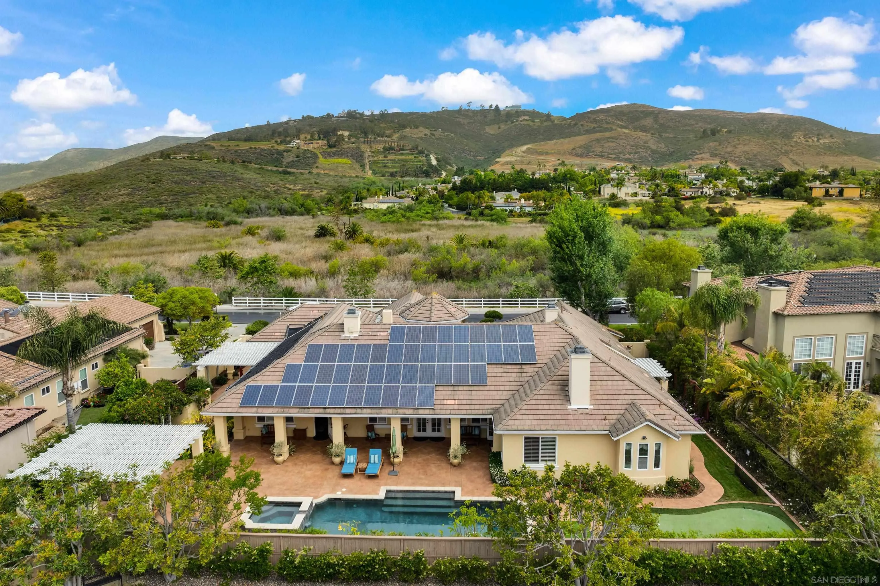 San Diego, California, 92127, United States, 5 Bedrooms Bedrooms, ,6 BathroomsBathrooms,Residential,Active,1936639