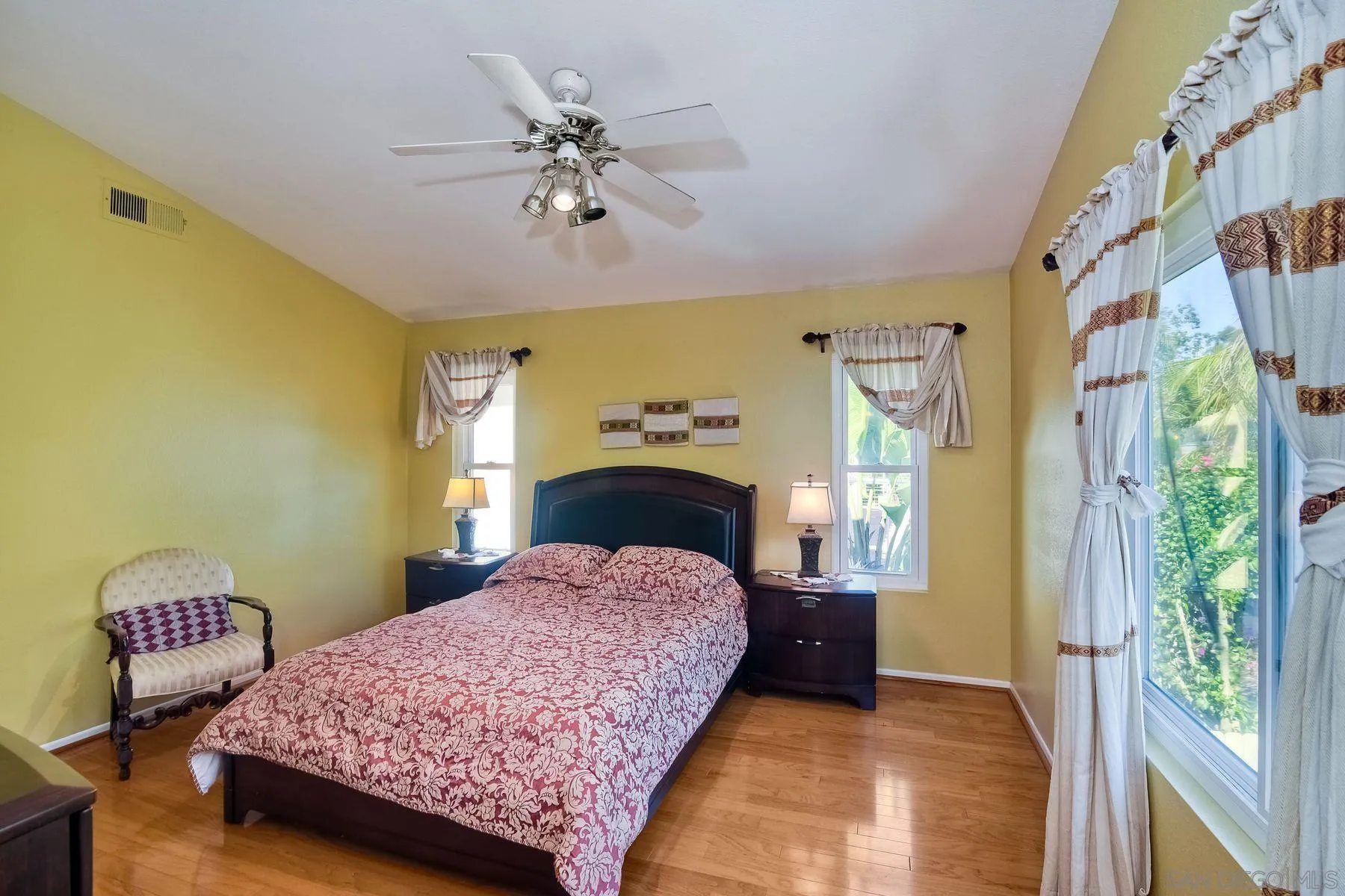 San Diego, California, 92131, United States, 4 Bedrooms Bedrooms, ,3 BathroomsBathrooms,Residential,Active,2044573