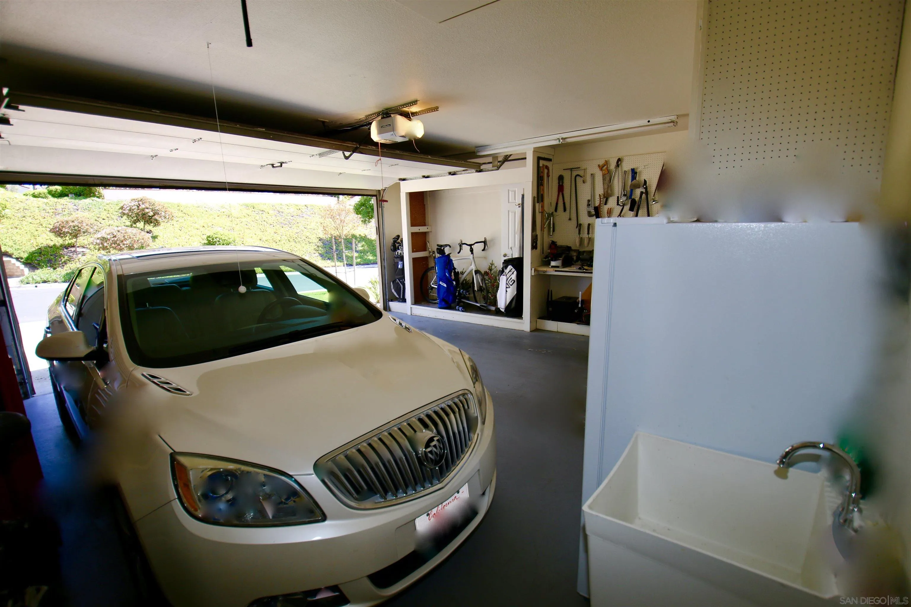 San Diego, California, 92128, United States, 3 Bedrooms Bedrooms, ,2 BathroomsBathrooms,Residential,Active,1936620