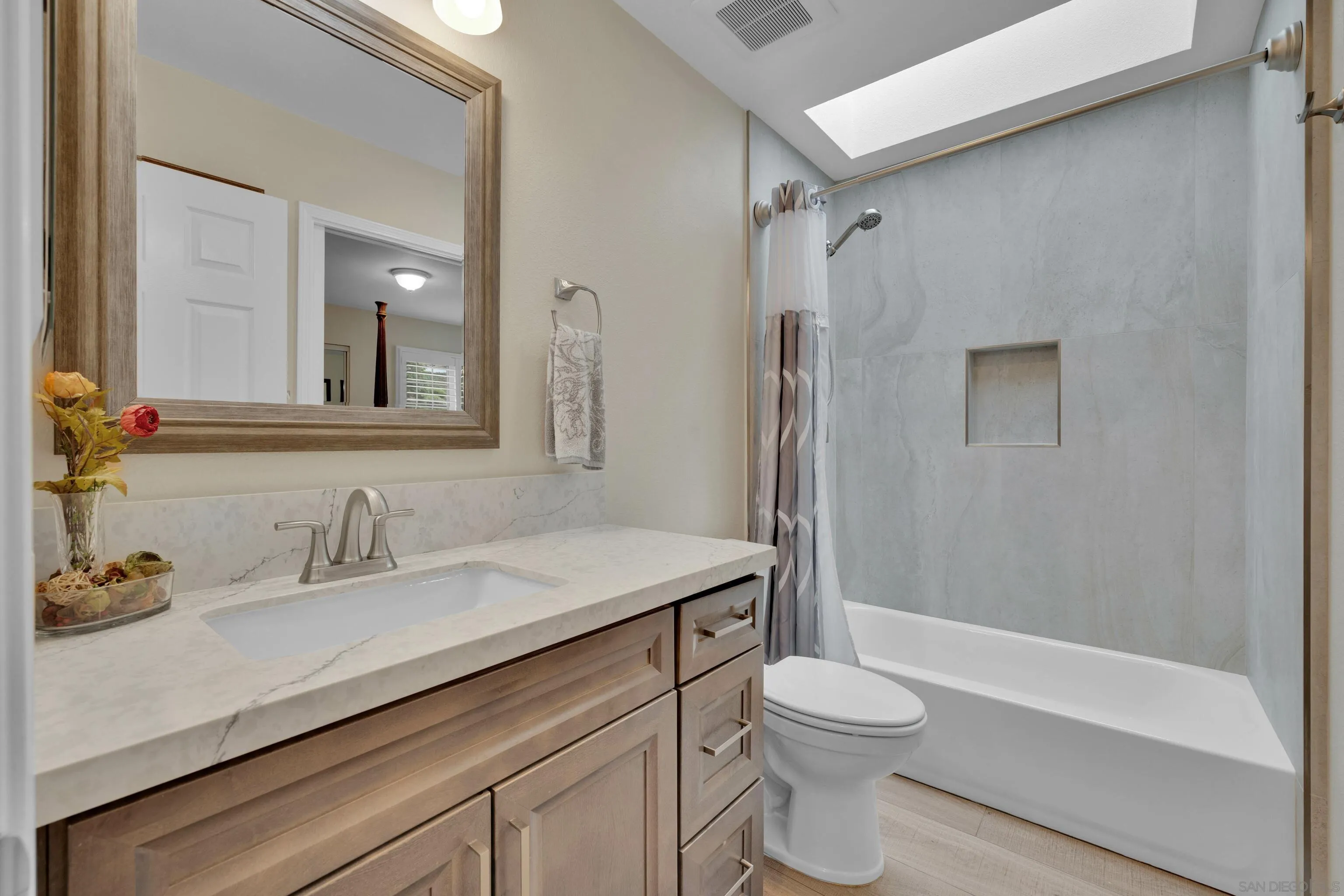 San Diego, California, 92128, United States, 3 Bedrooms Bedrooms, ,2 BathroomsBathrooms,Residential,Active,1936620