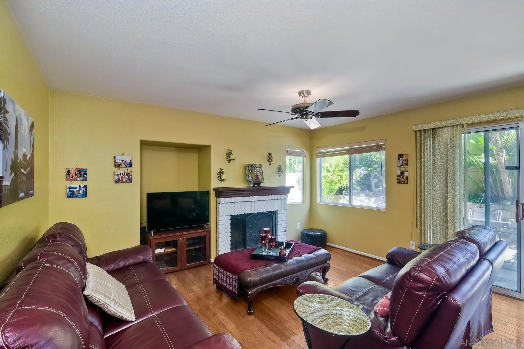 San Diego, California, 92131, United States, 4 Bedrooms Bedrooms, ,3 BathroomsBathrooms,Residential,Active,2044573