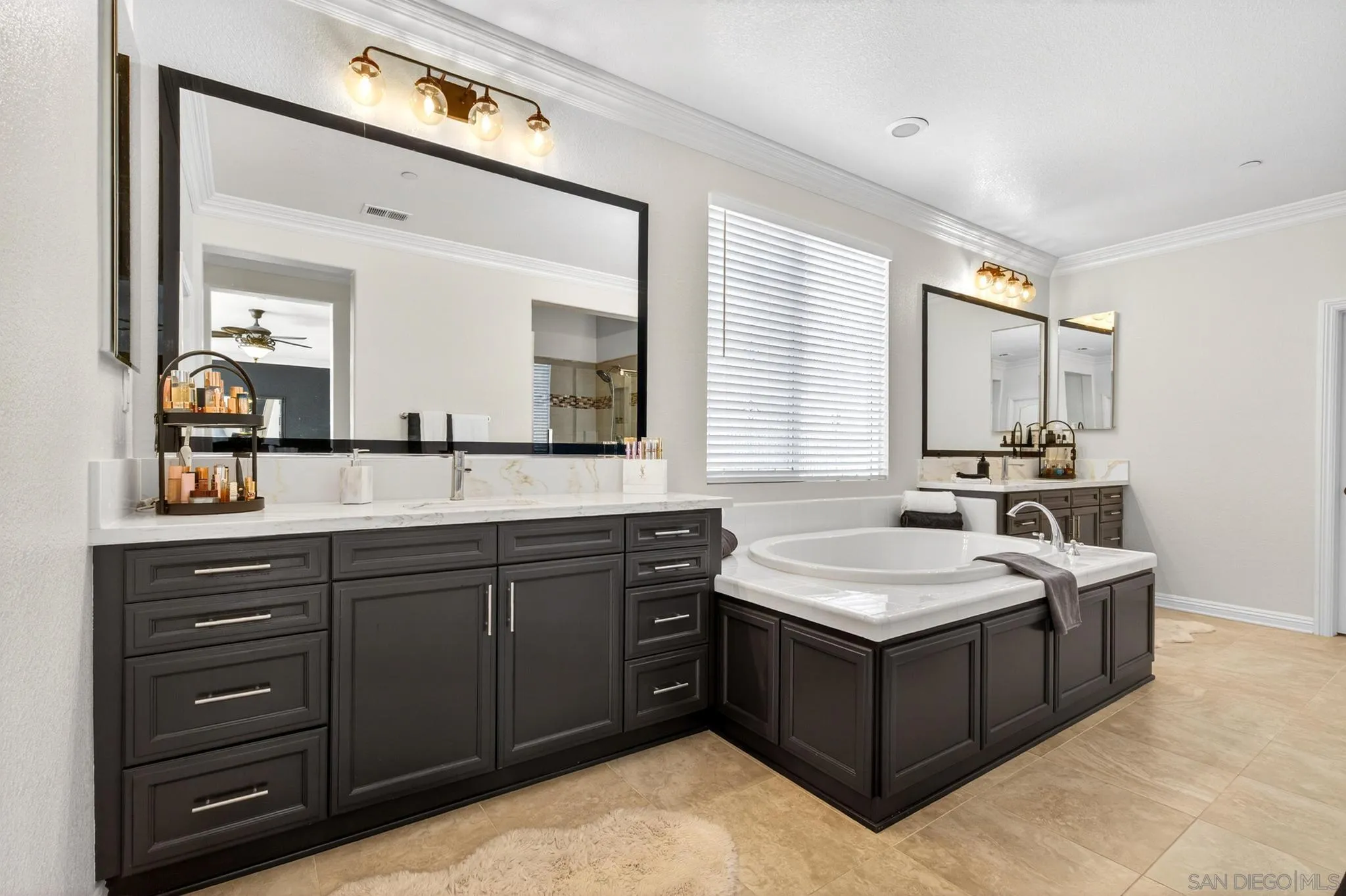 San Diego, California, 92127, United States, 5 Bedrooms Bedrooms, ,5 BathroomsBathrooms,Residential,Active,2045687