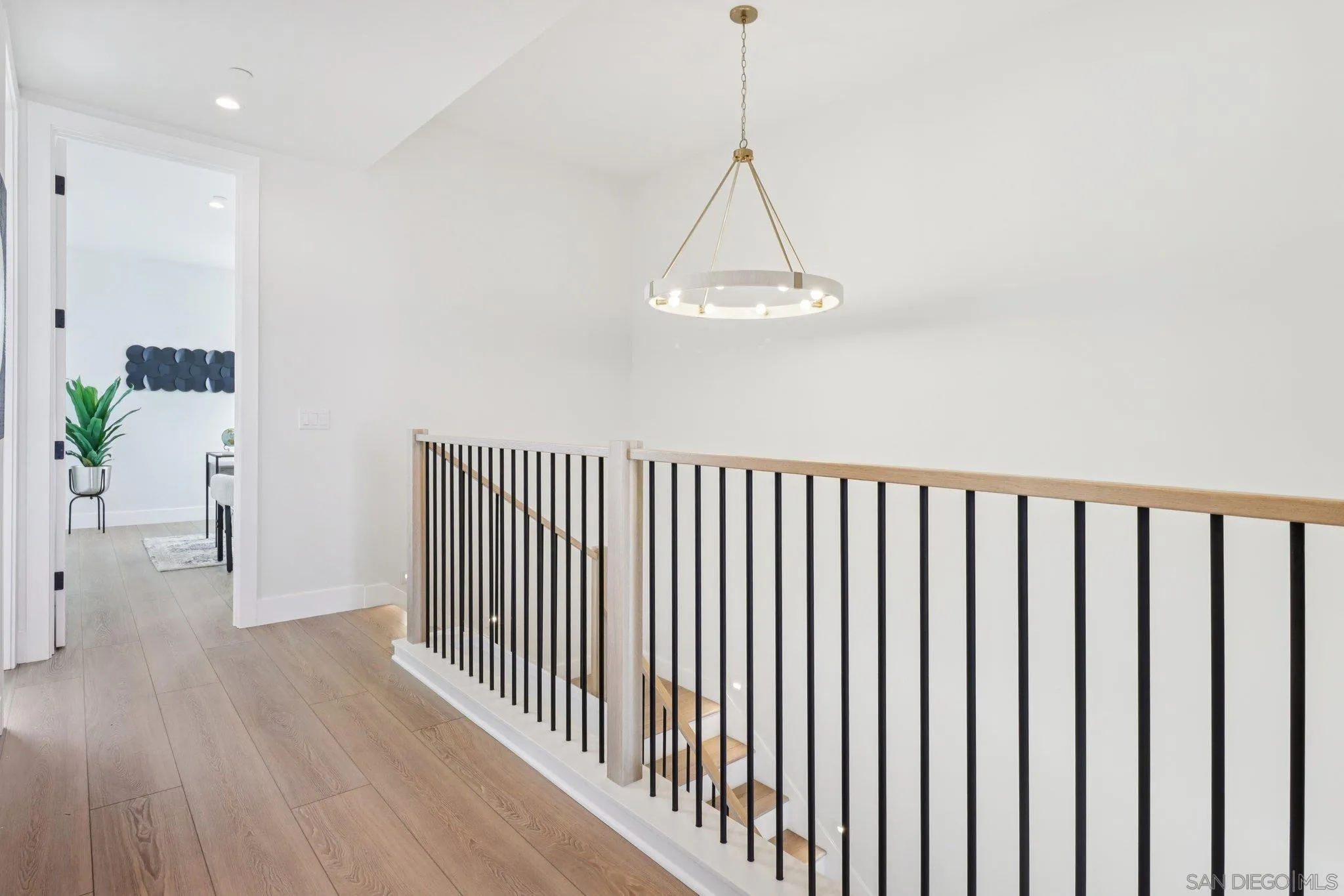 San Diego, California, 92110, United States, 4 Bedrooms Bedrooms, ,4 BathroomsBathrooms,Residential,Active,2013627