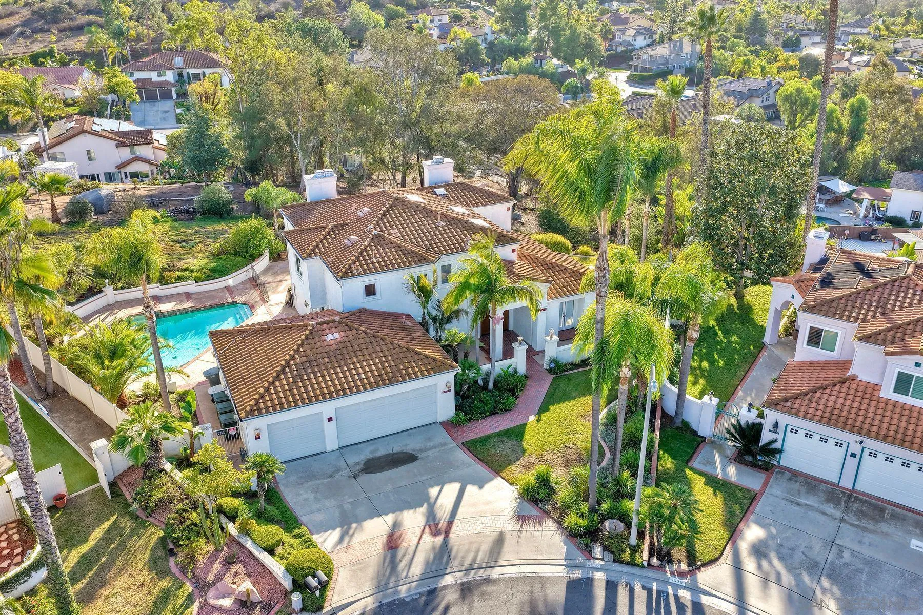 Escondido, California, 92029, United States, 4 Bedrooms Bedrooms, ,4 BathroomsBathrooms,Residential,Active,1995277